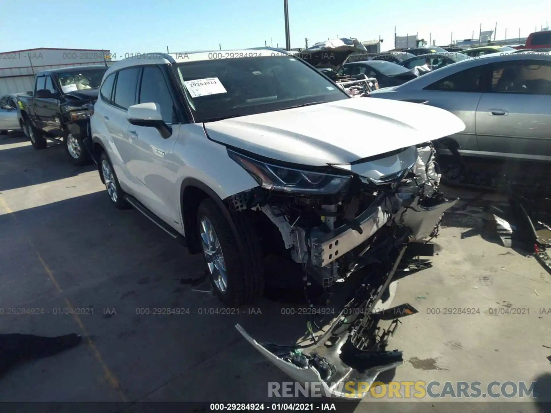 1 Photograph of a damaged car 5TDXBRCH9LS002569 TOYOTA HIGHLANDER 2020