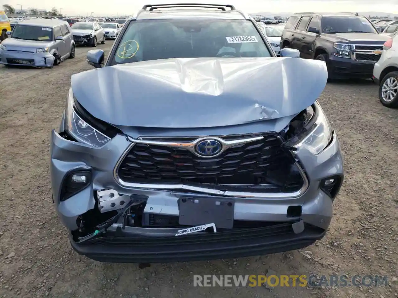 7 Photograph of a damaged car 5TDYARAH0LS003216 TOYOTA HIGHLANDER 2020