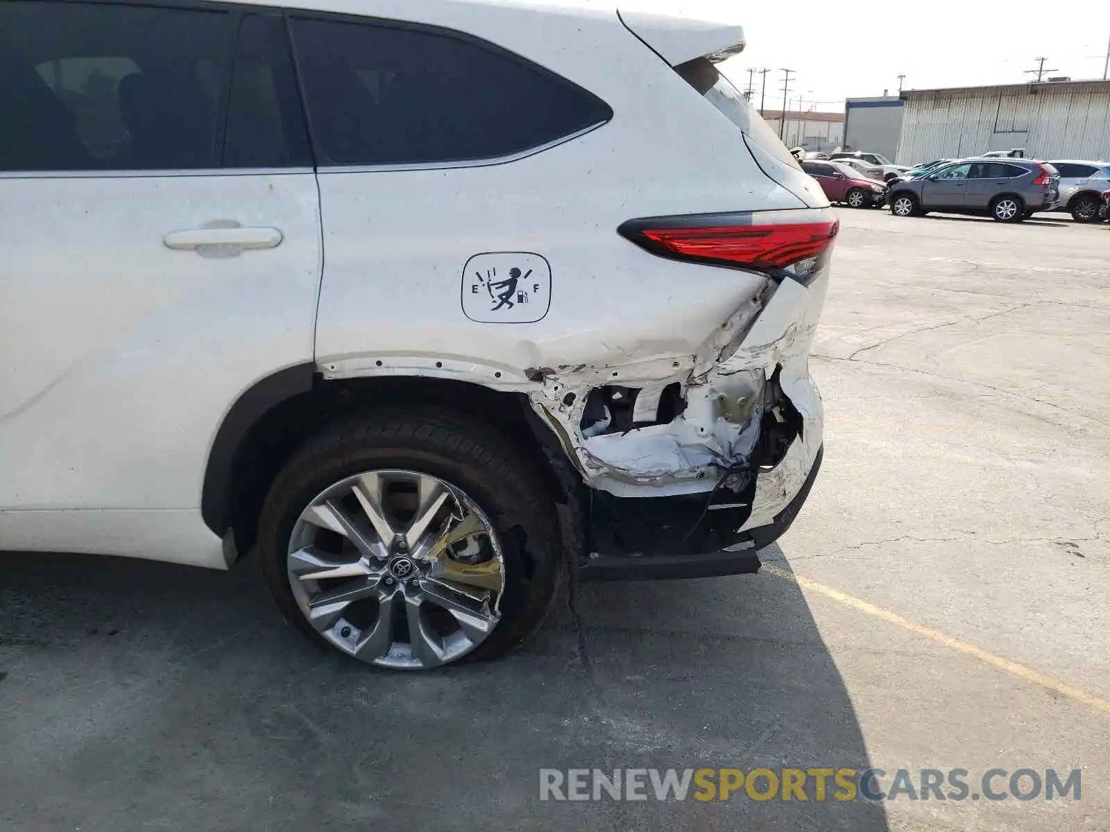 10 Photograph of a damaged car 5TDYARAH1LS002298 TOYOTA HIGHLANDER 2020