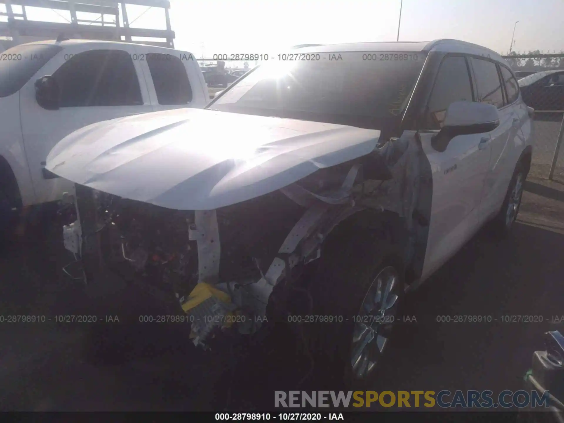 2 Photograph of a damaged car 5TDYARAH3LS000312 TOYOTA HIGHLANDER 2020