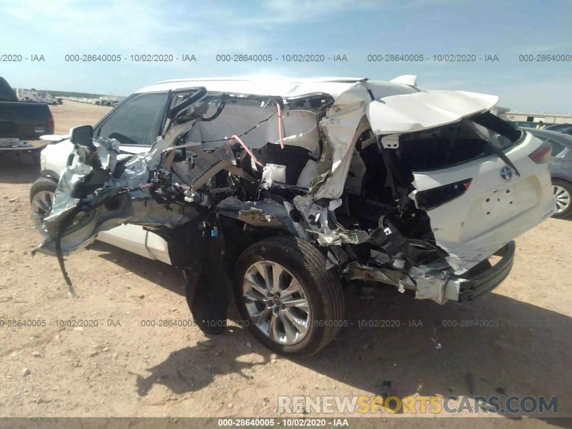 3 Photograph of a damaged car 5TDYARAH7LS000572 TOYOTA HIGHLANDER 2020