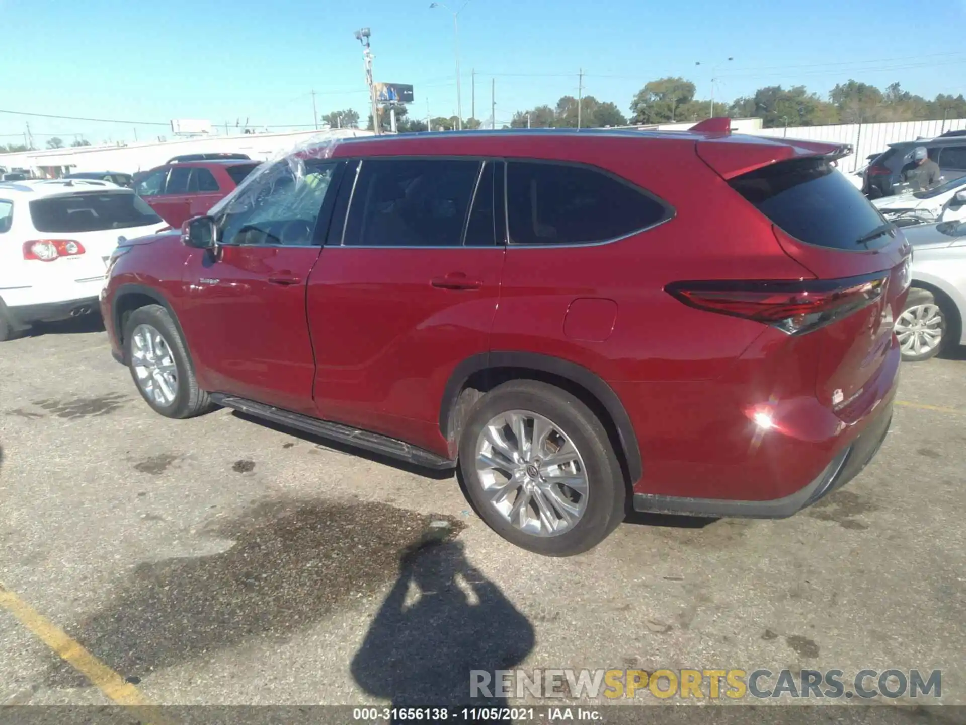 3 Photograph of a damaged car 5TDYARAH9LS004039 TOYOTA HIGHLANDER 2020