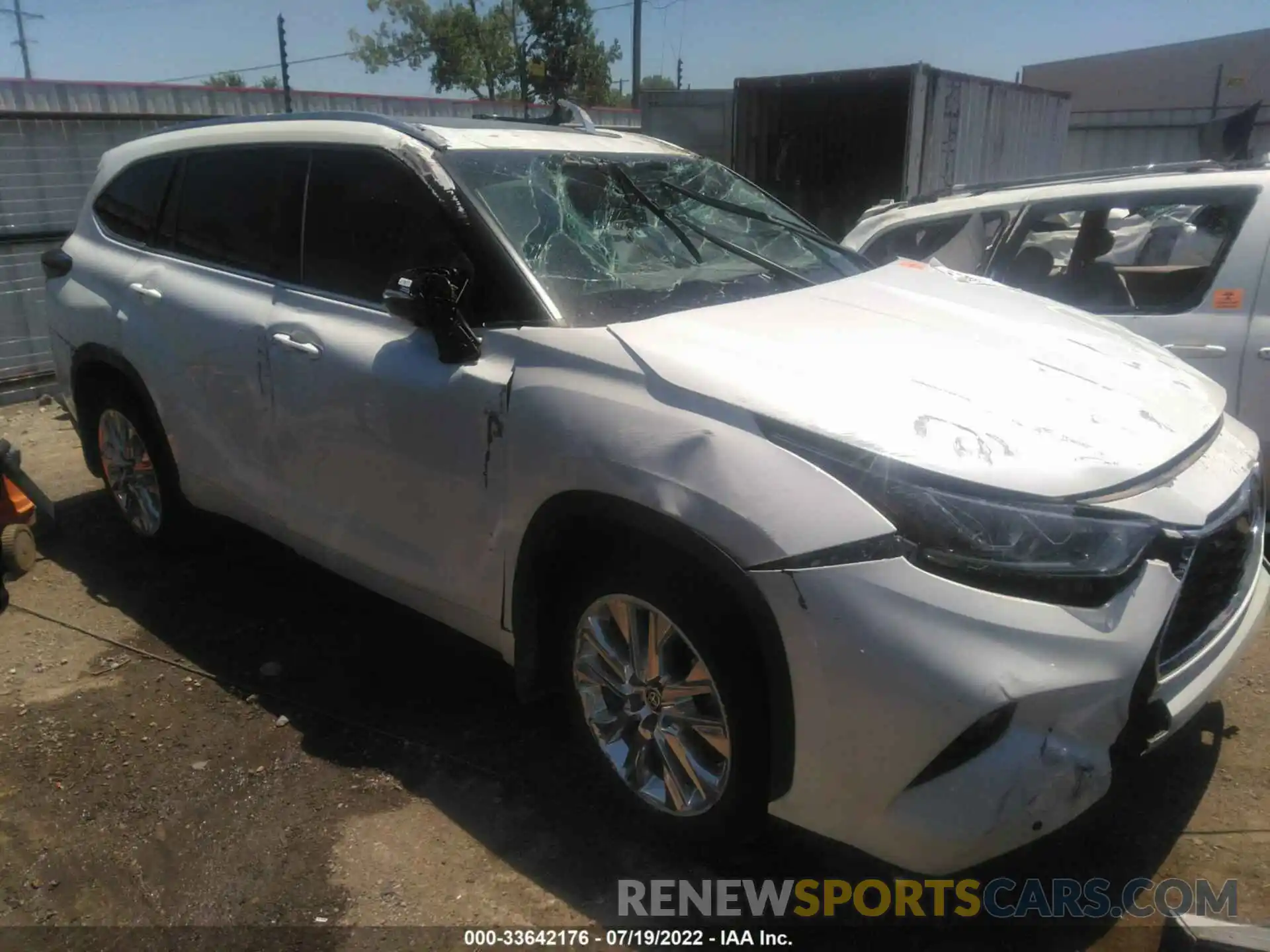 1 Photograph of a damaged car 5TDYZRAH0LS025211 TOYOTA HIGHLANDER 2020