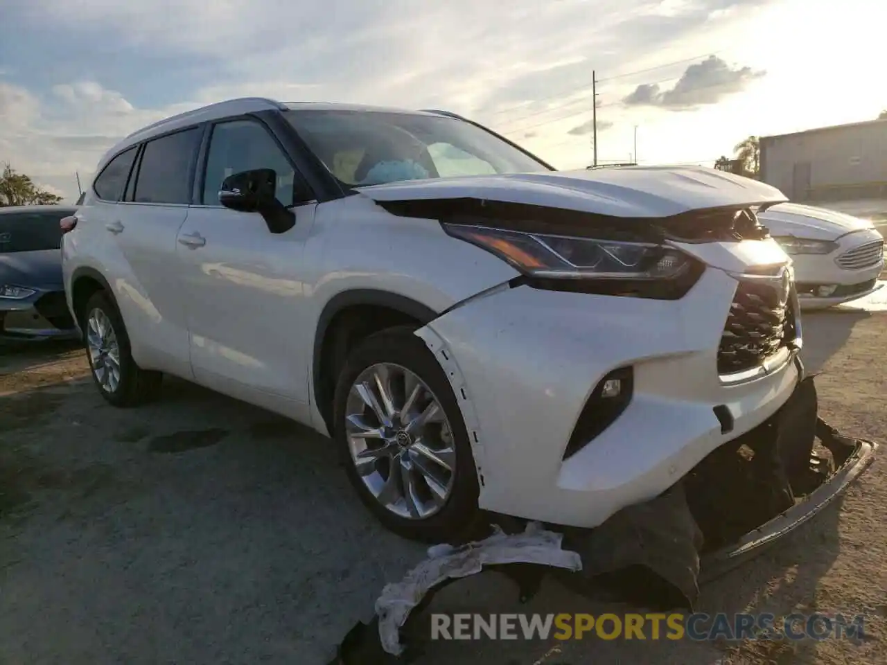 1 Photograph of a damaged car 5TDYZRAH2LS012038 TOYOTA HIGHLANDER 2020