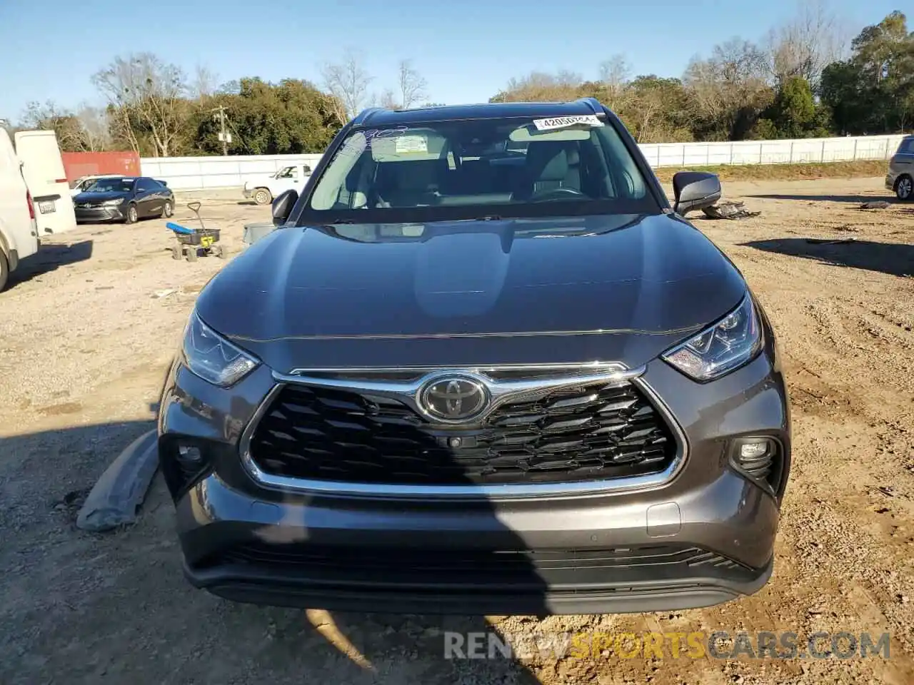 5 Photograph of a damaged car 5TDYZRAH2LS029437 TOYOTA HIGHLANDER 2020