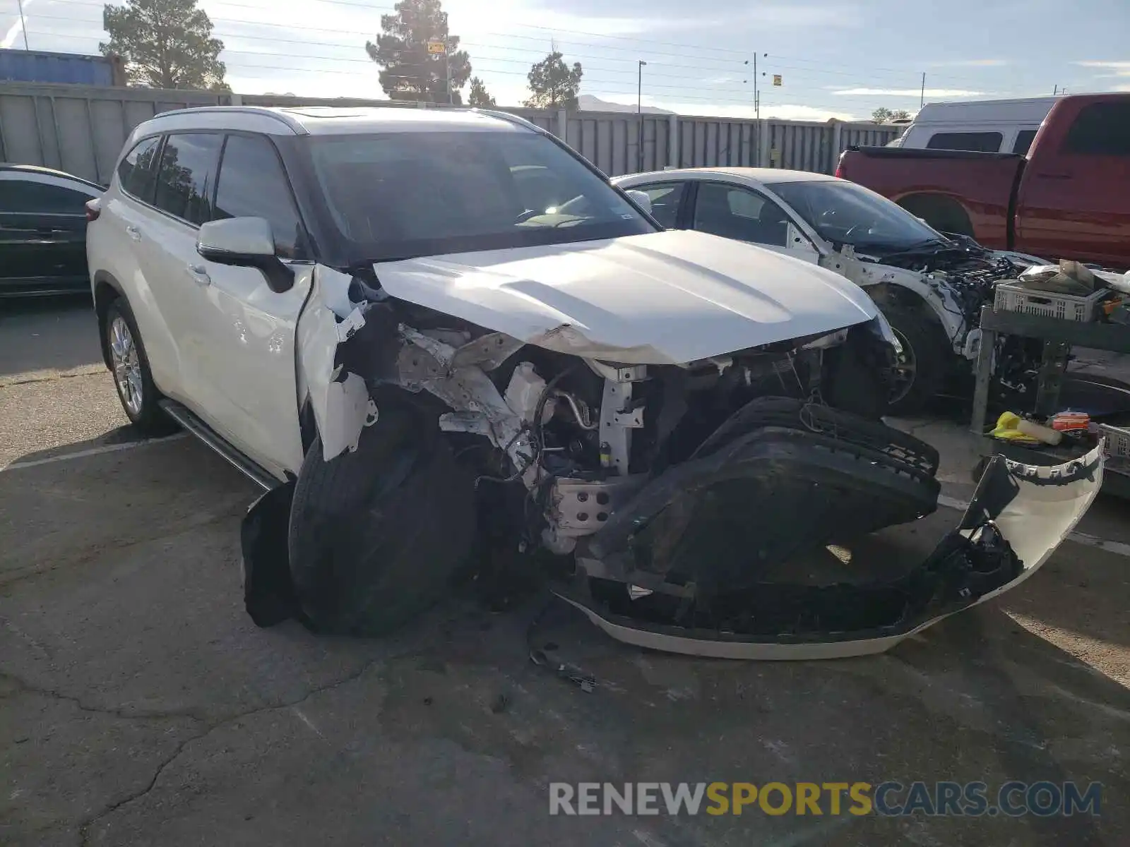 1 Photograph of a damaged car 5TDYZRAH4LS029102 TOYOTA HIGHLANDER 2020