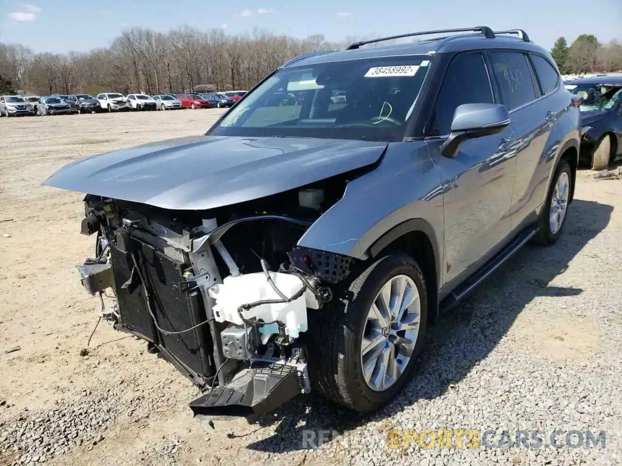 2 Photograph of a damaged car 5TDYZRAH5LS013233 TOYOTA HIGHLANDER 2020