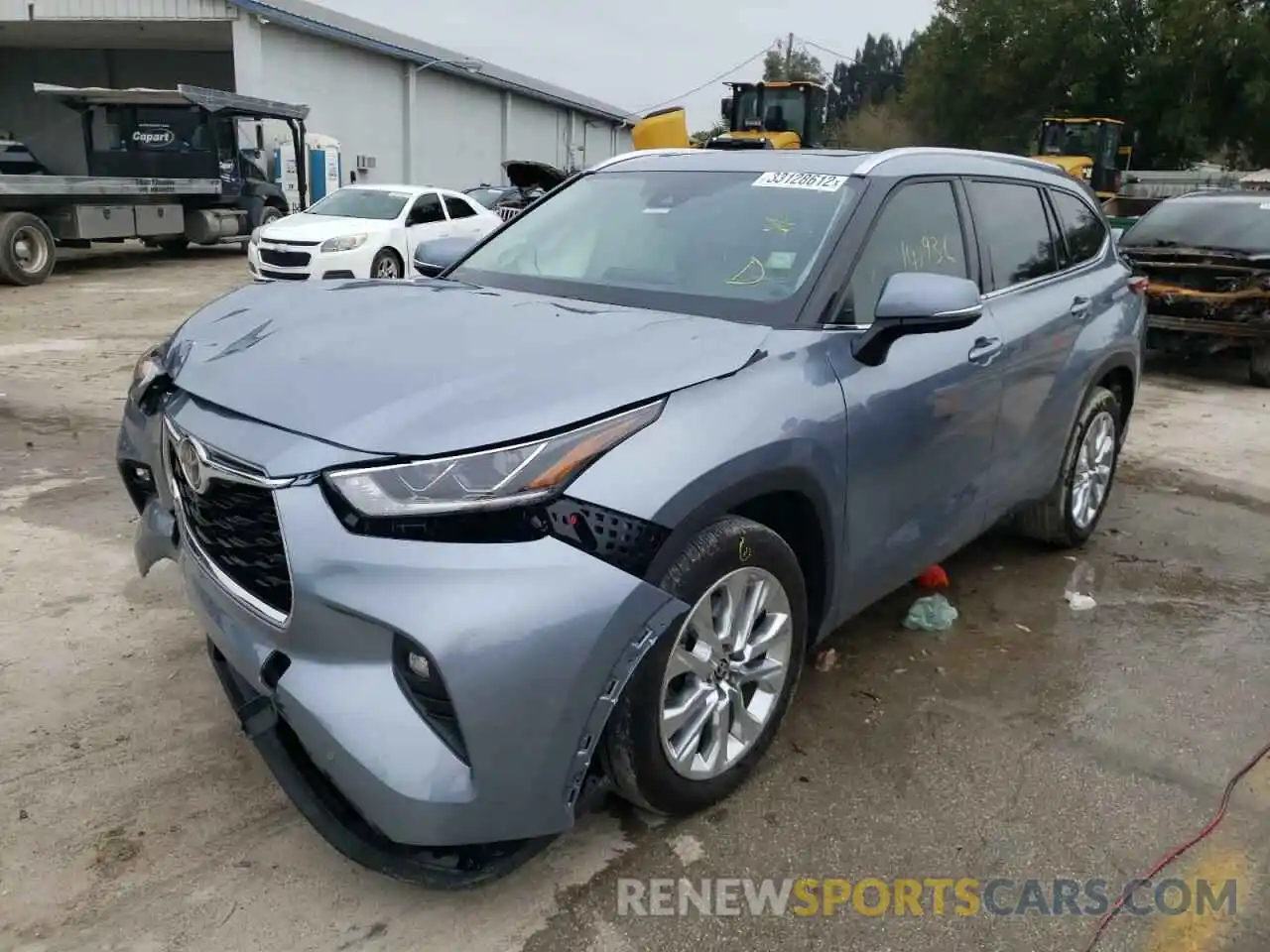 2 Photograph of a damaged car 5TDYZRAH5LS014589 TOYOTA HIGHLANDER 2020