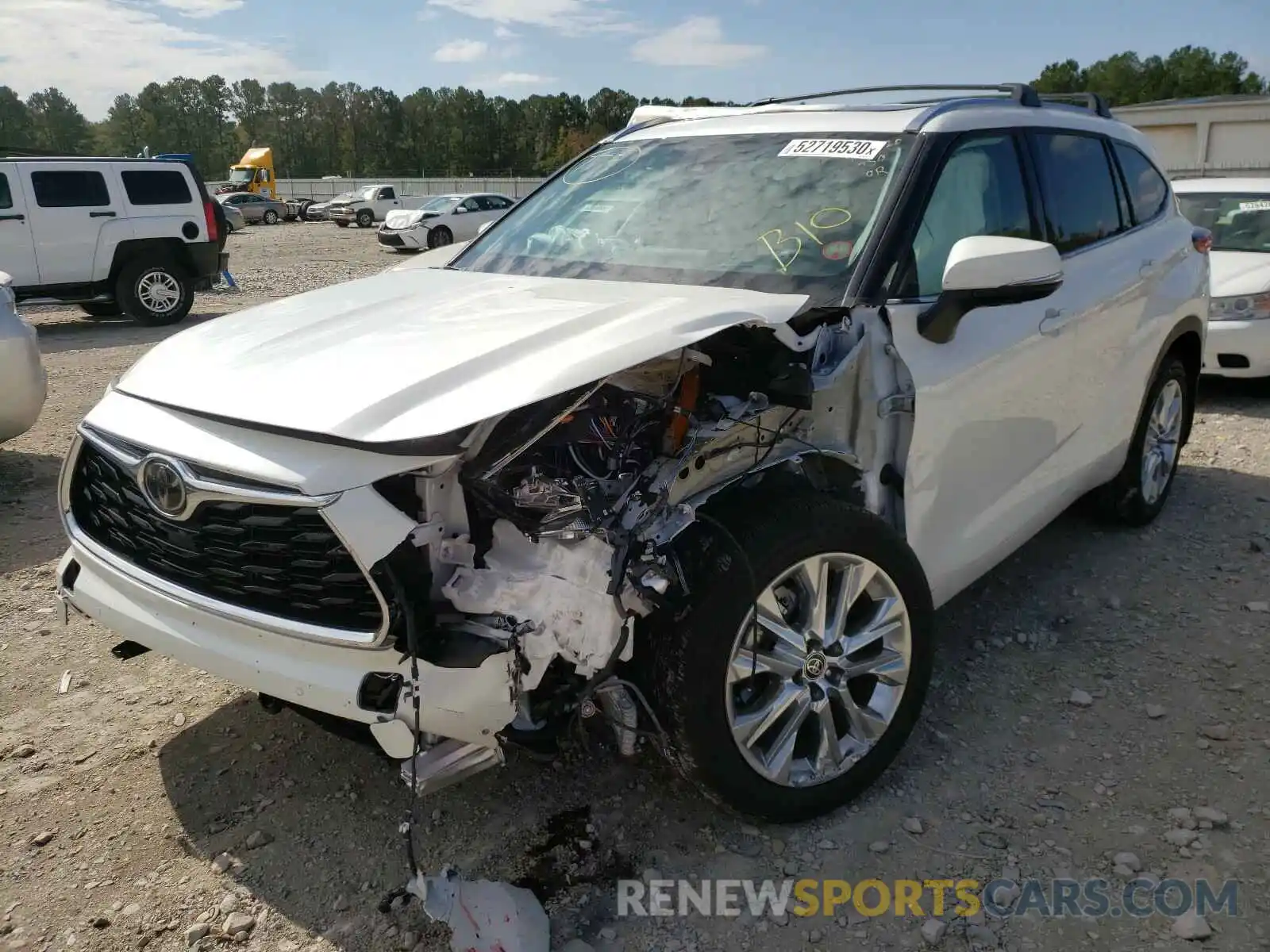 2 Photograph of a damaged car 5TDYZRAH6LS009613 TOYOTA HIGHLANDER 2020