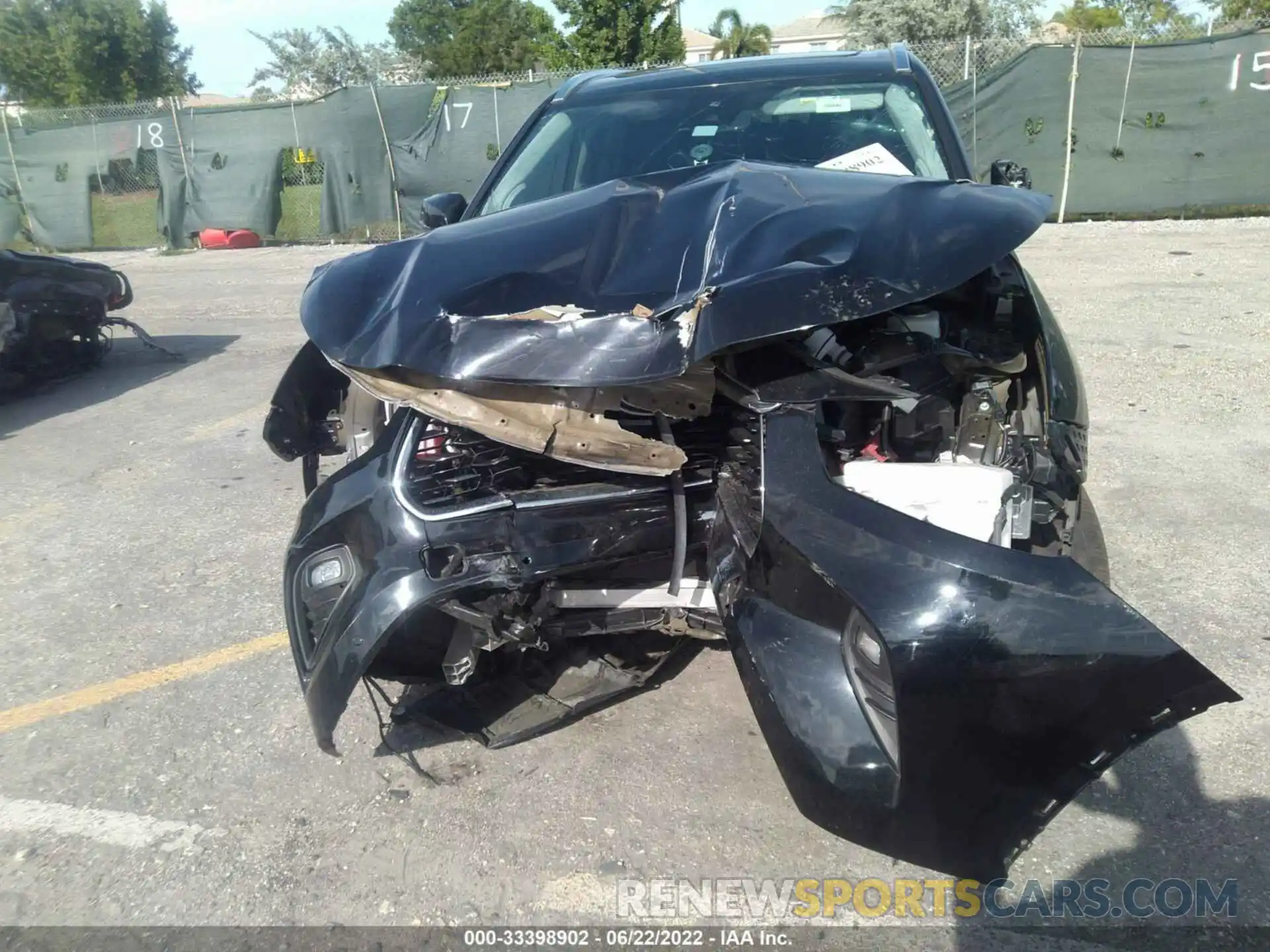 6 Photograph of a damaged car 5TDYZRAH6LS013693 TOYOTA HIGHLANDER 2020