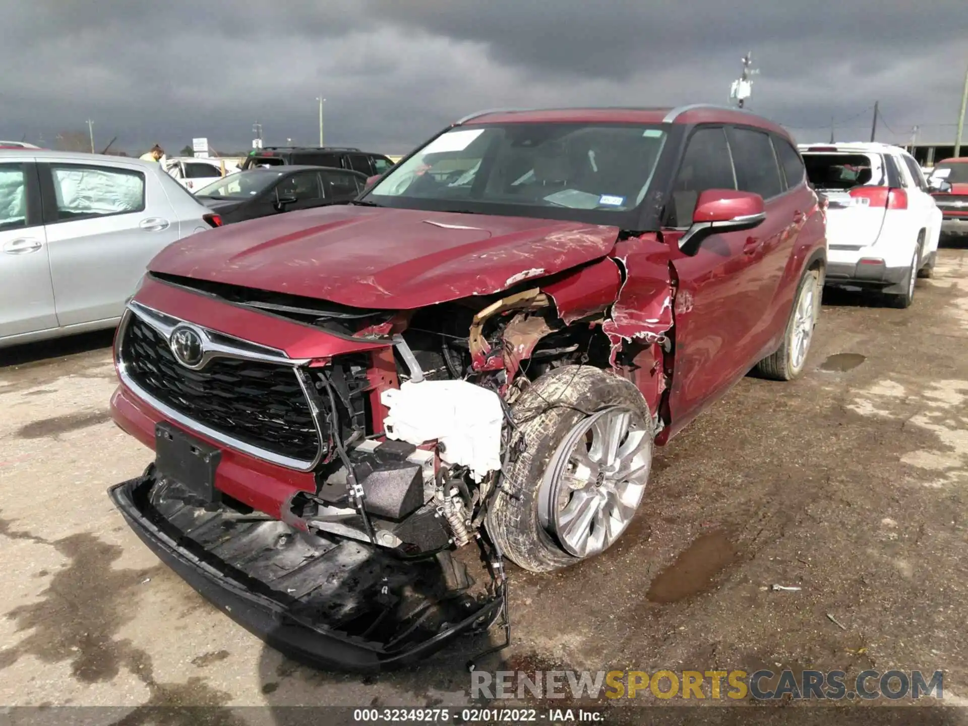 2 Photograph of a damaged car 5TDYZRAH8LS012710 TOYOTA HIGHLANDER 2020