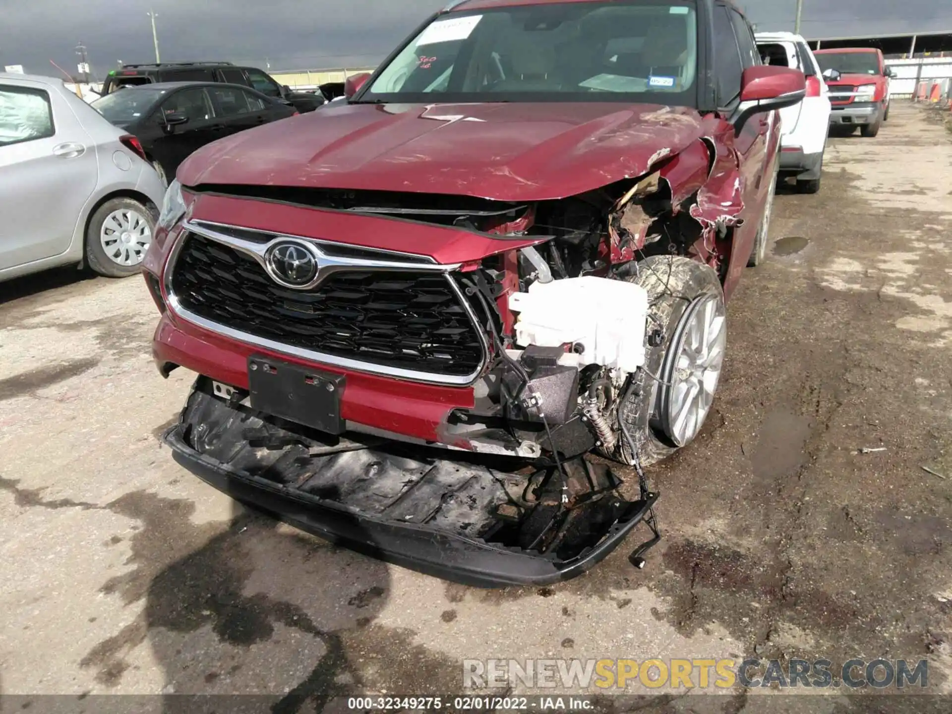 6 Photograph of a damaged car 5TDYZRAH8LS012710 TOYOTA HIGHLANDER 2020