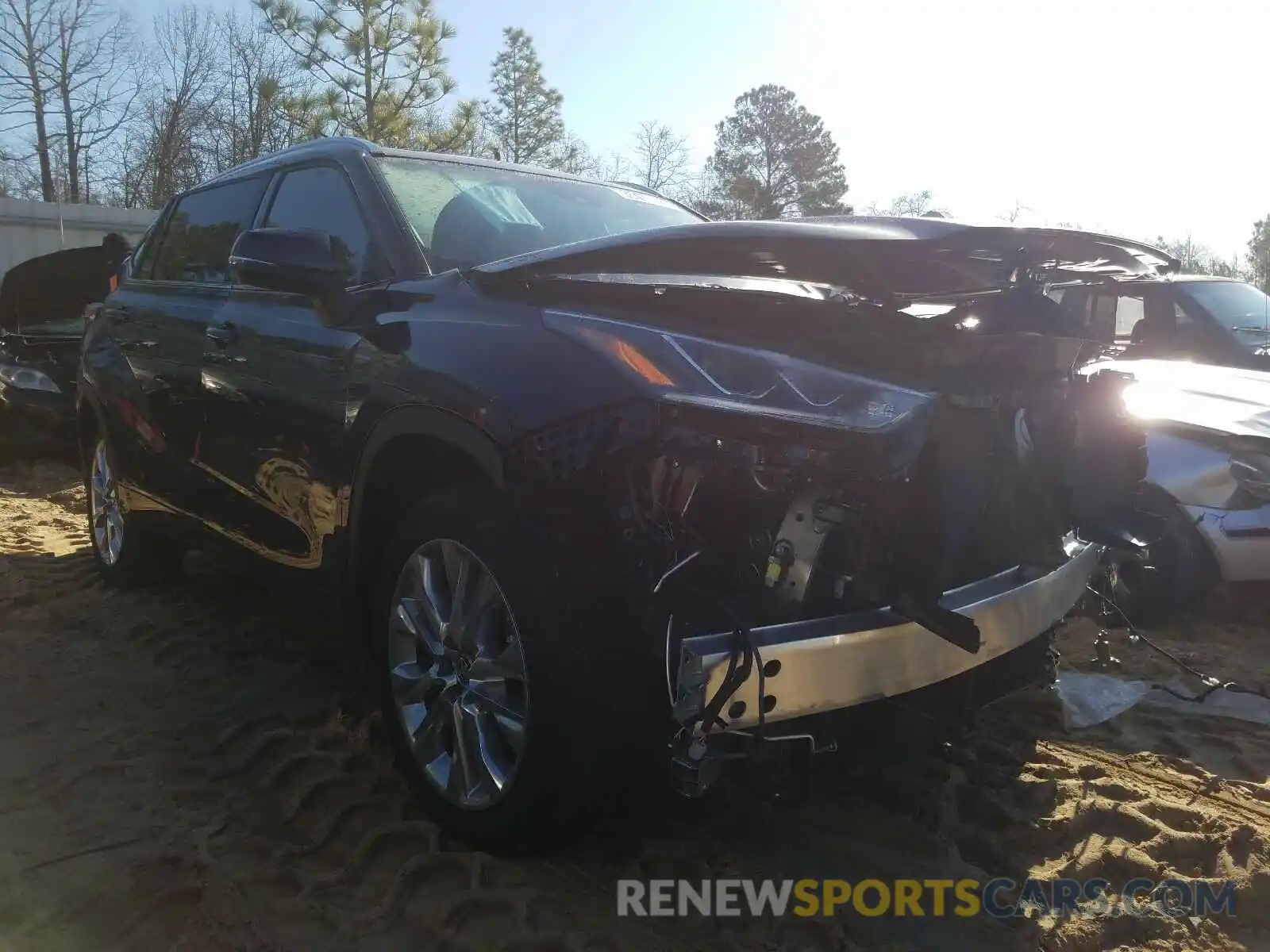 1 Photograph of a damaged car 5TDYZRAH8LS017695 TOYOTA HIGHLANDER 2020