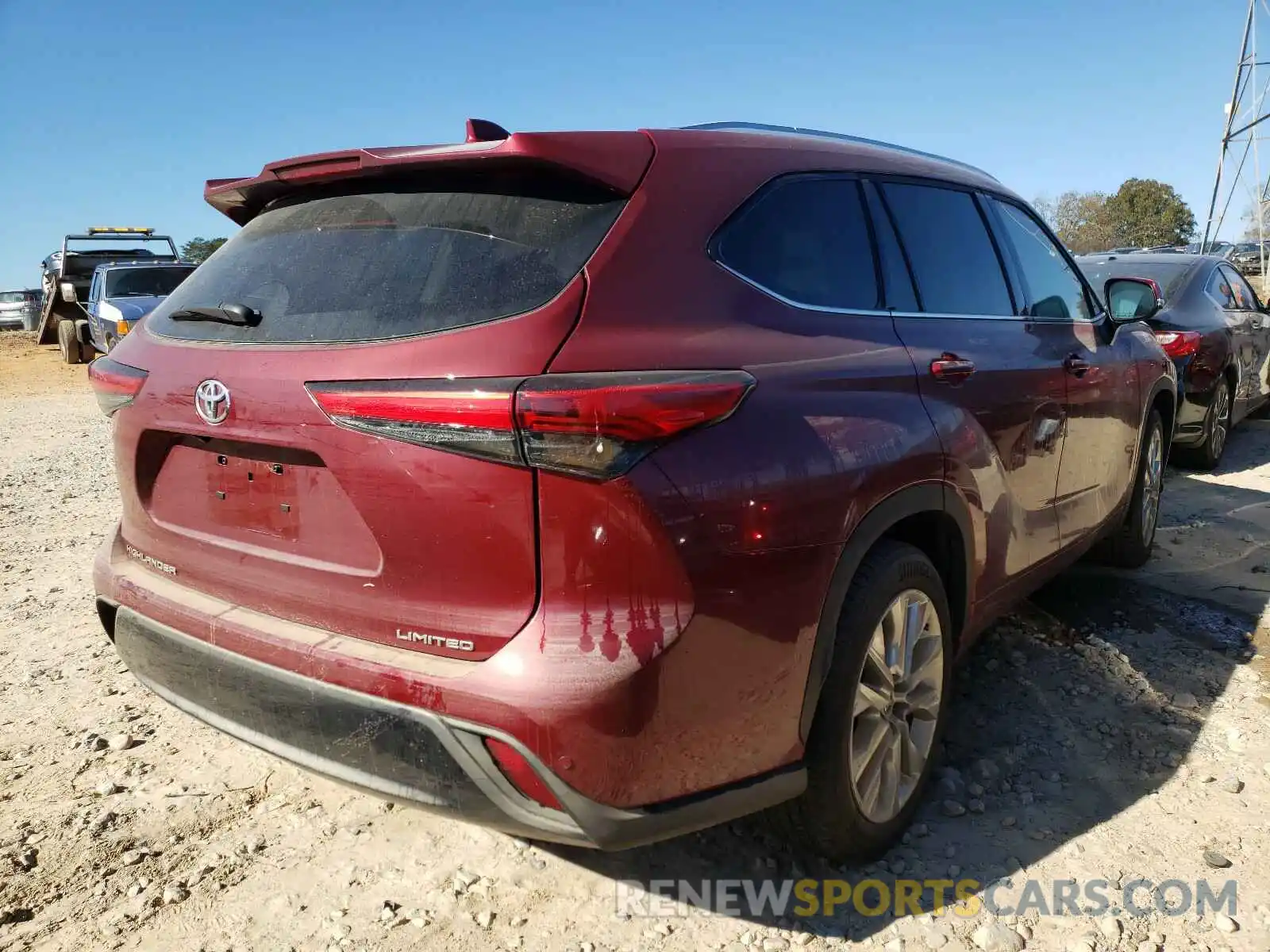 4 Photograph of a damaged car 5TDYZRAHXLS003622 TOYOTA HIGHLANDER 2020