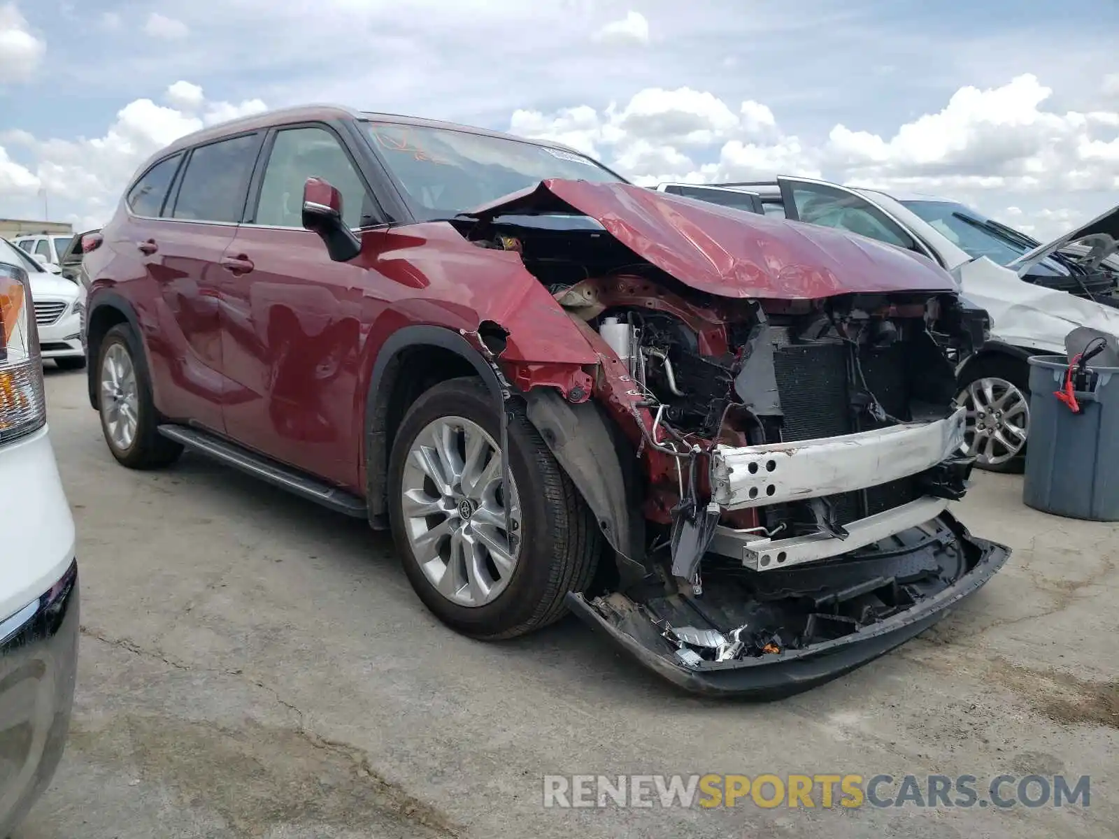 1 Photograph of a damaged car 5TDYZRAHXLS008190 TOYOTA HIGHLANDER 2020