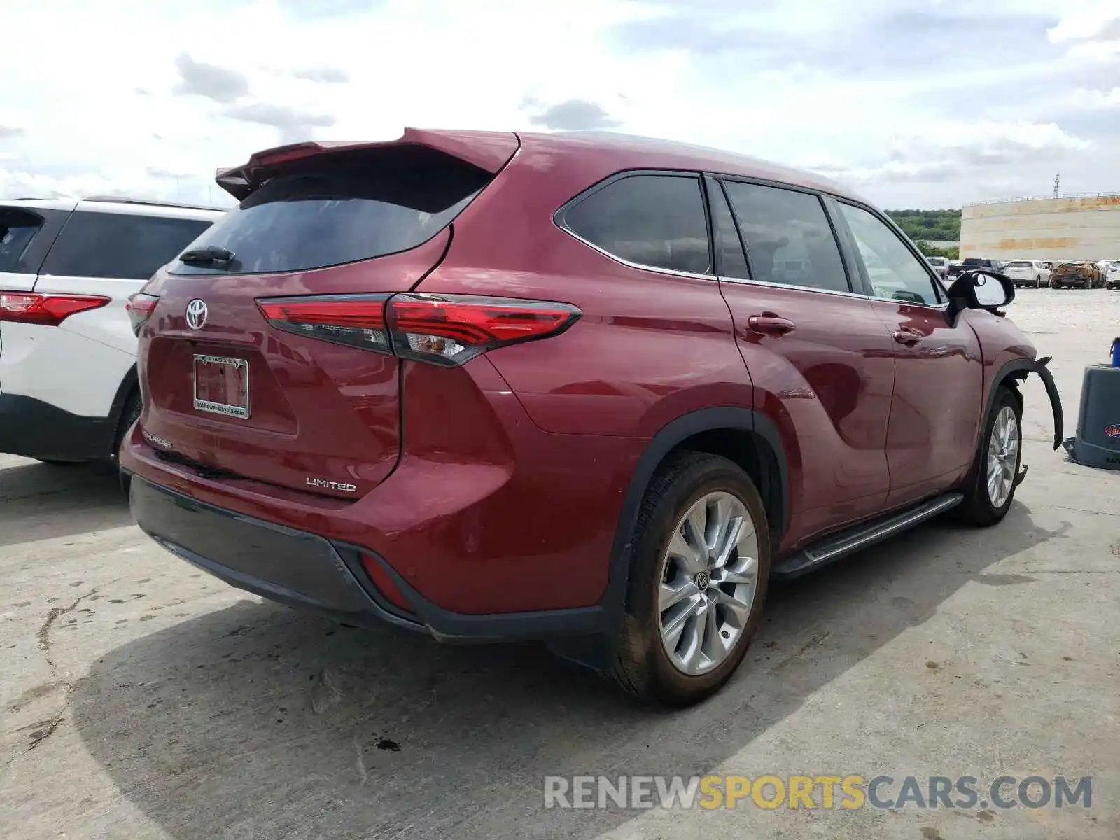 4 Photograph of a damaged car 5TDYZRAHXLS008190 TOYOTA HIGHLANDER 2020