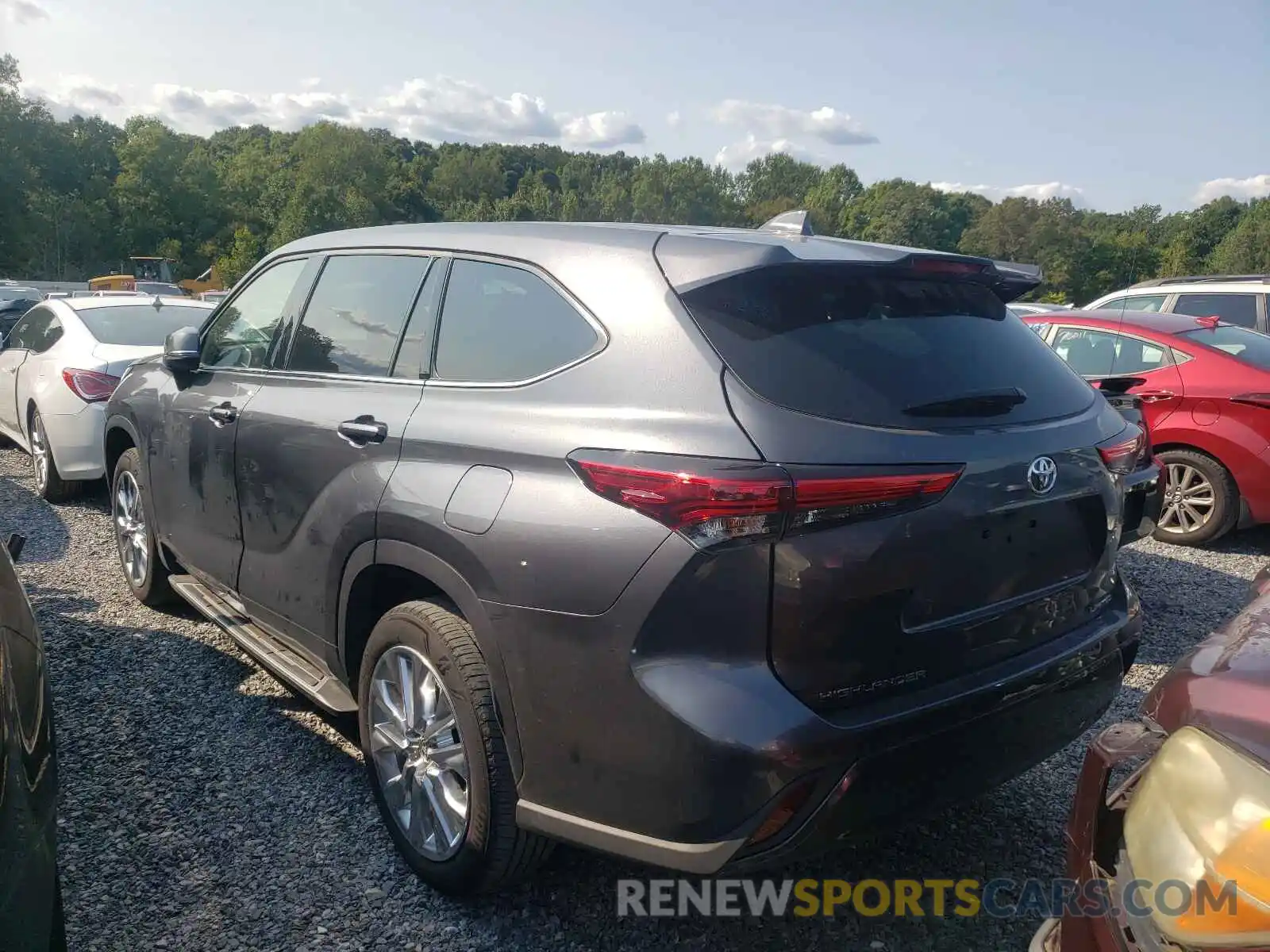 3 Photograph of a damaged car 5TDYZRAHXLS019237 TOYOTA HIGHLANDER 2020