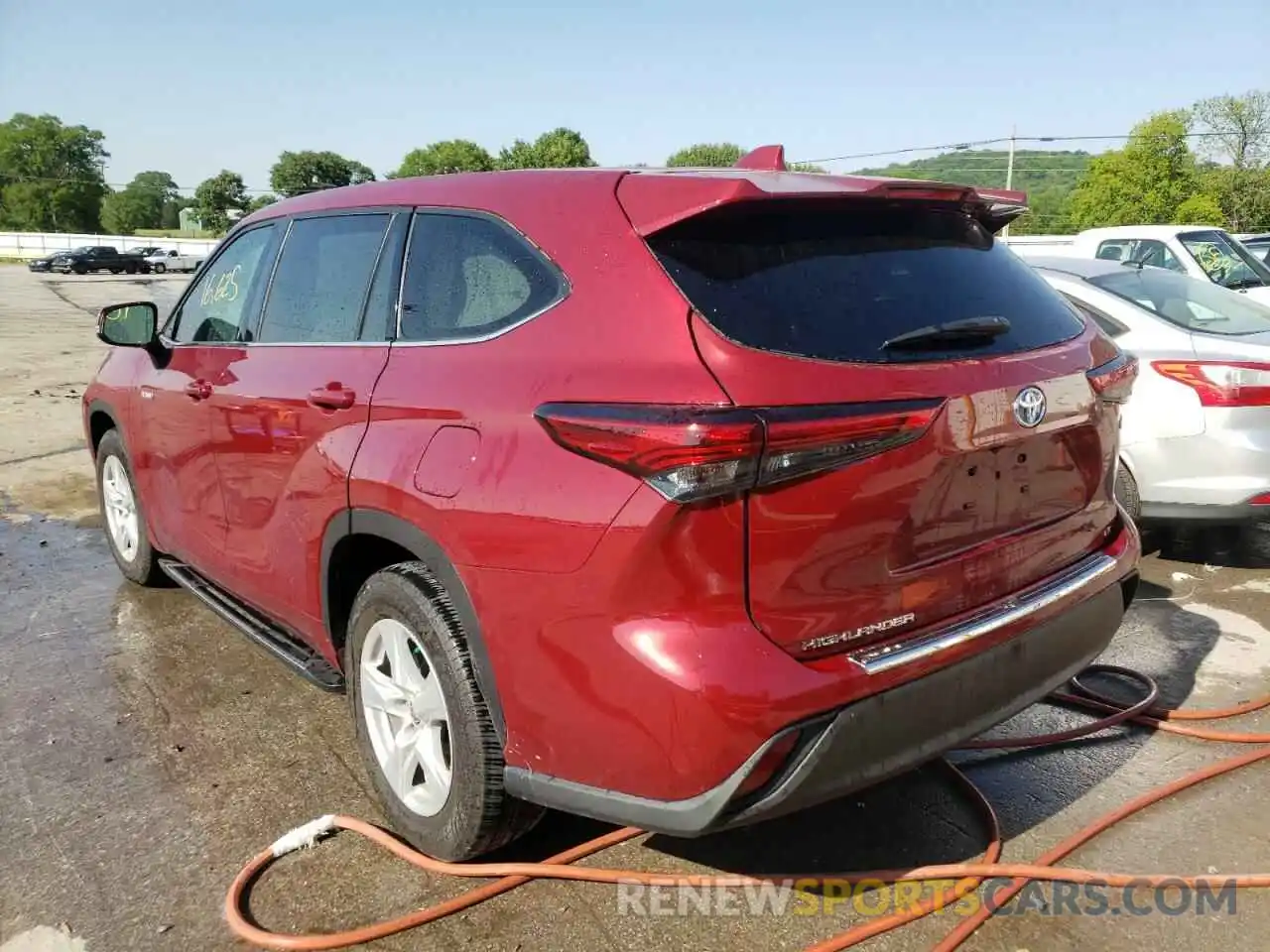 3 Photograph of a damaged car 5TDZARAH1LS502840 TOYOTA HIGHLANDER 2020