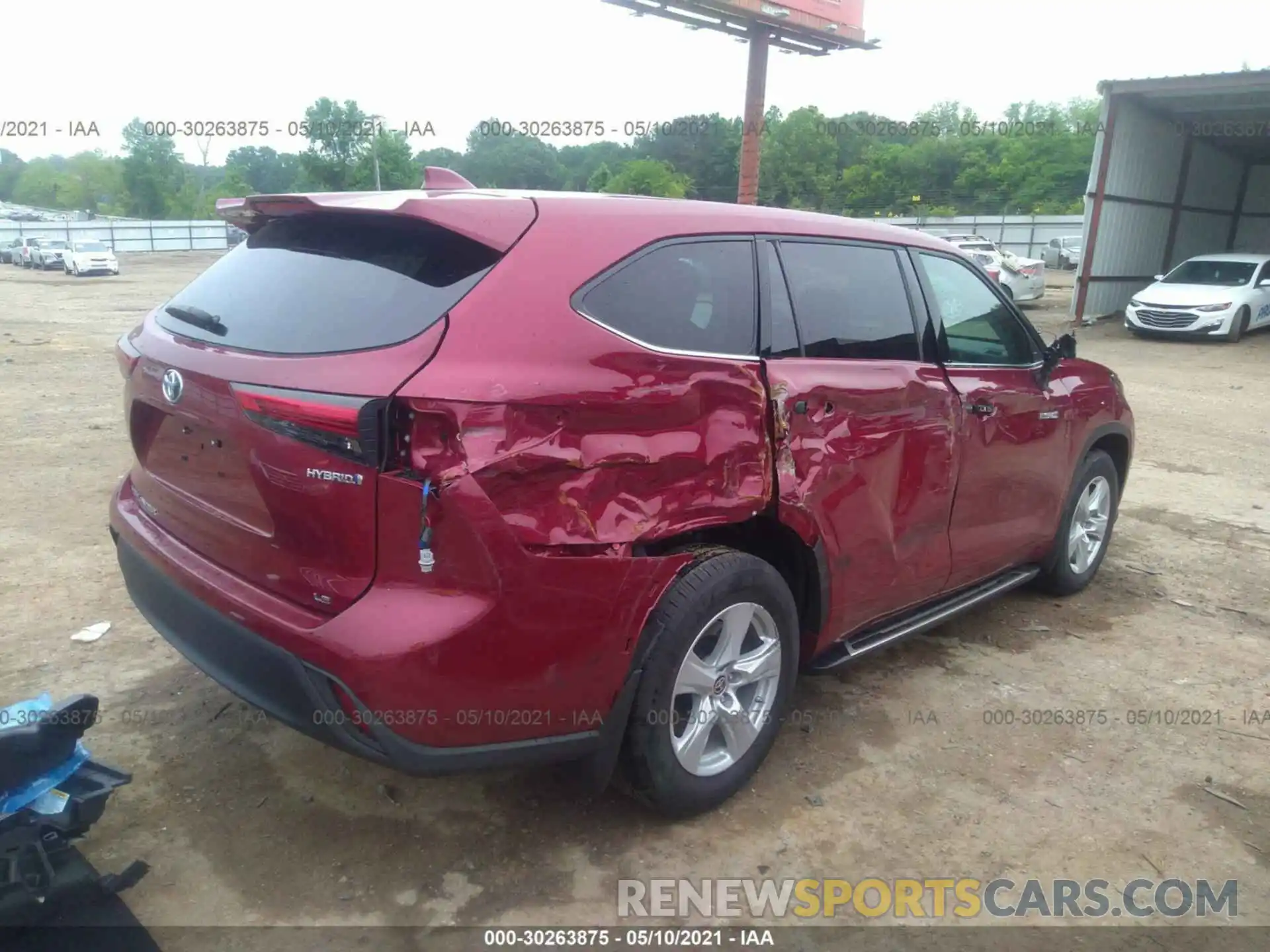 4 Photograph of a damaged car 5TDZARAH4LS500886 TOYOTA HIGHLANDER 2020