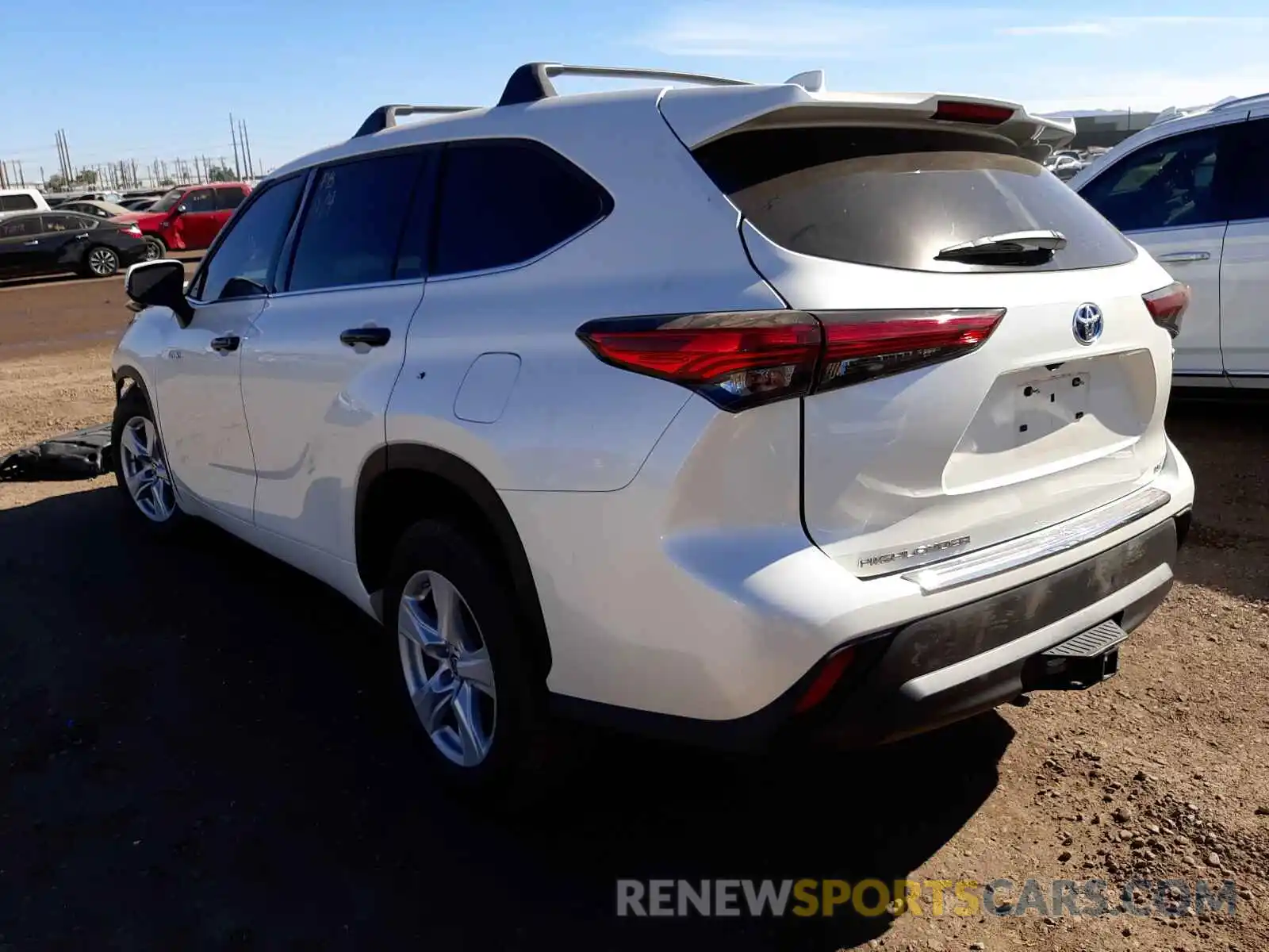 3 Photograph of a damaged car 5TDZARAHXLS502688 TOYOTA HIGHLANDER 2020