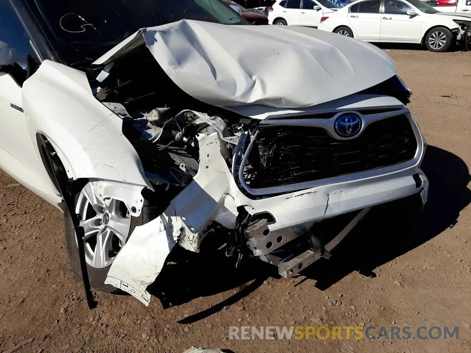 9 Photograph of a damaged car 5TDZARAHXLS502688 TOYOTA HIGHLANDER 2020