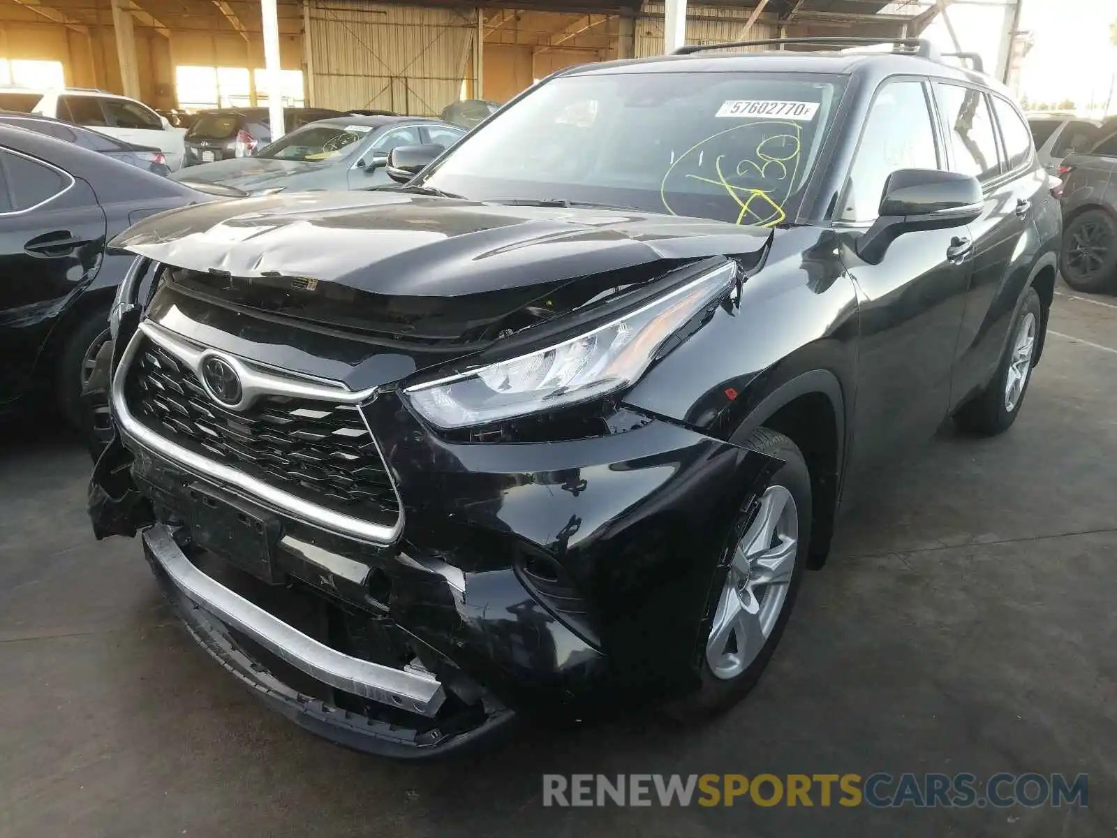 2 Photograph of a damaged car 5TDZZRAH0LS010678 TOYOTA HIGHLANDER 2020