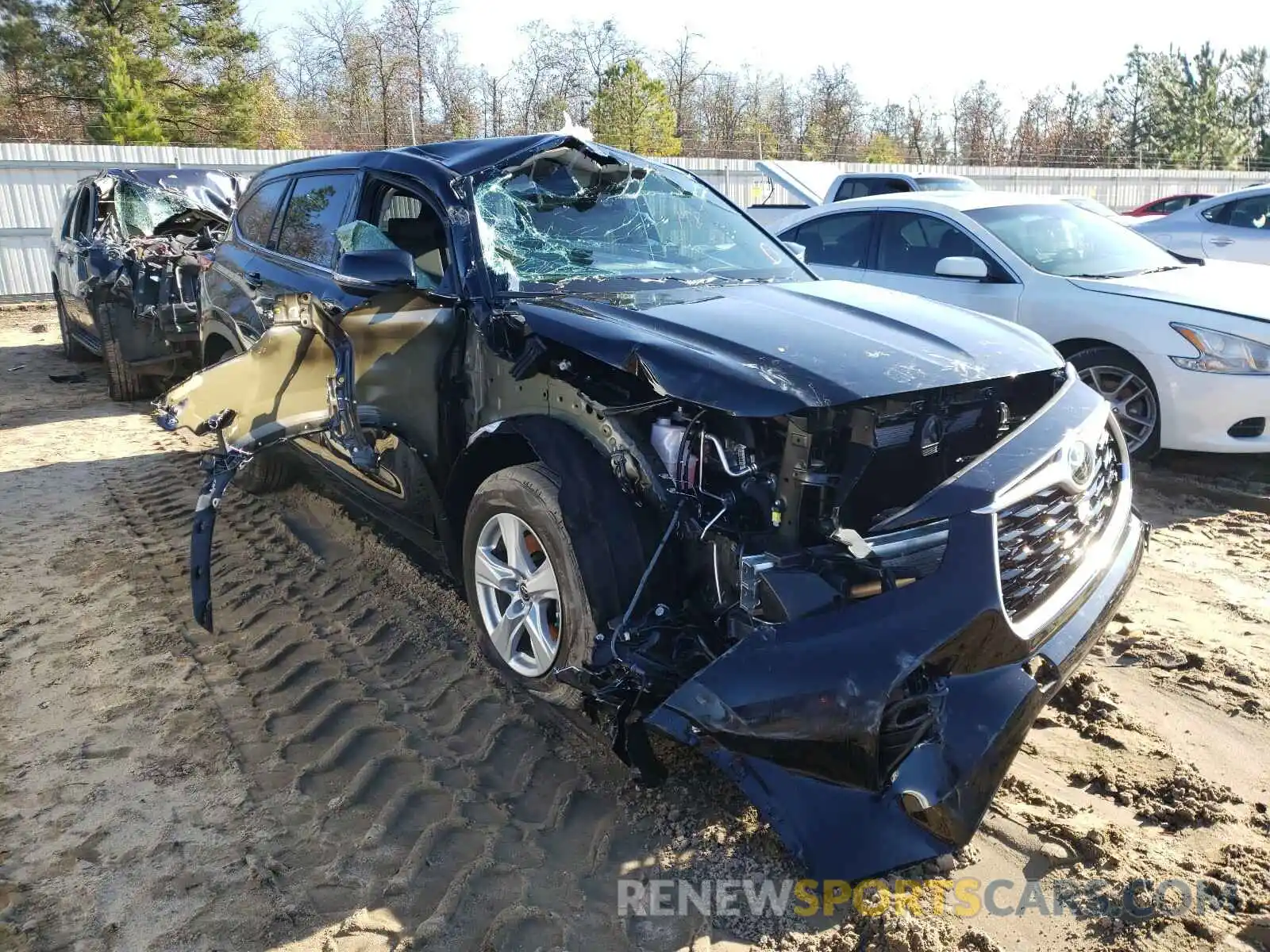 1 Photograph of a damaged car 5TDZZRAH0LS017436 TOYOTA HIGHLANDER 2020