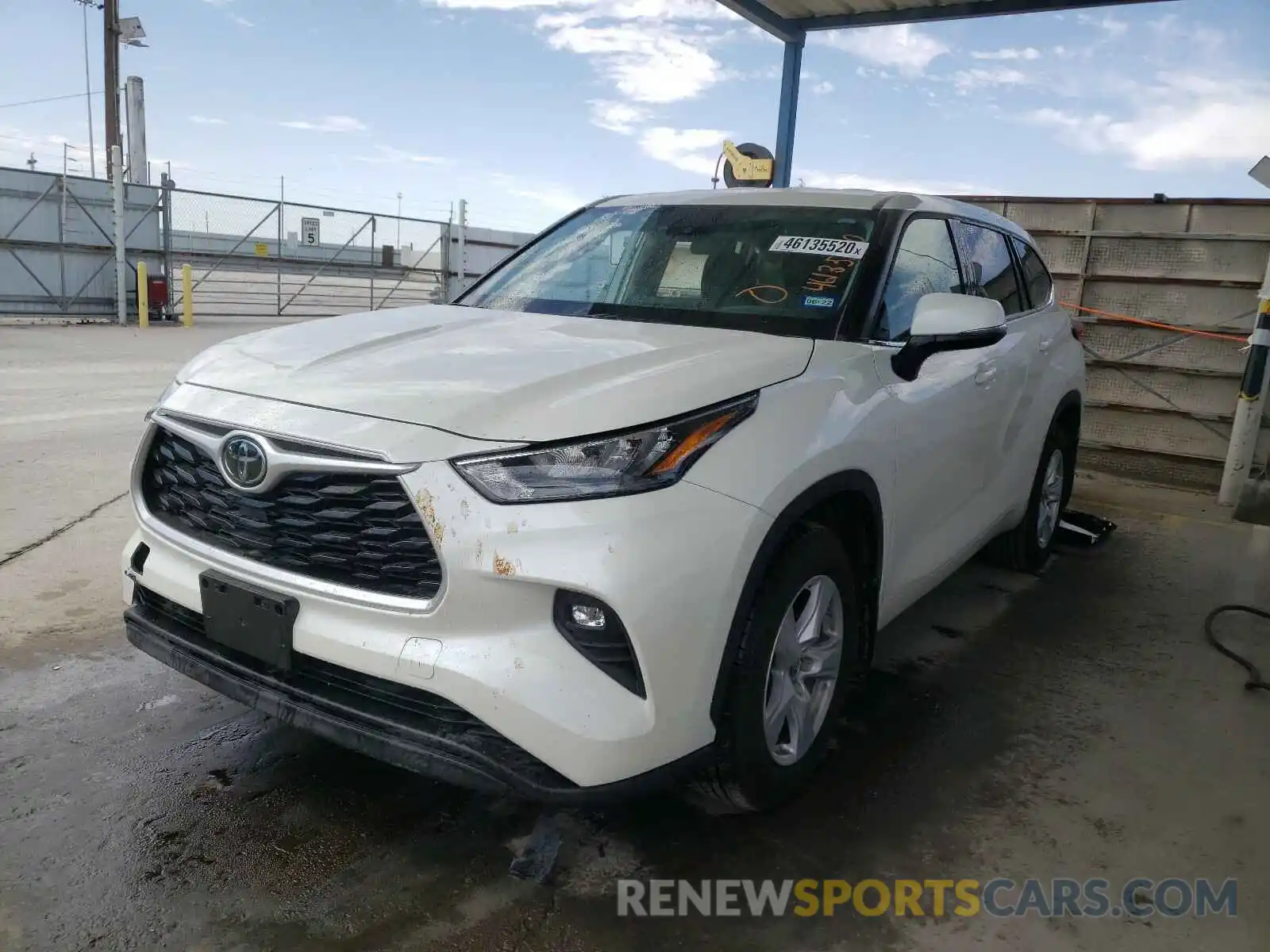 2 Photograph of a damaged car 5TDZZRAH0LS505205 TOYOTA HIGHLANDER 2020