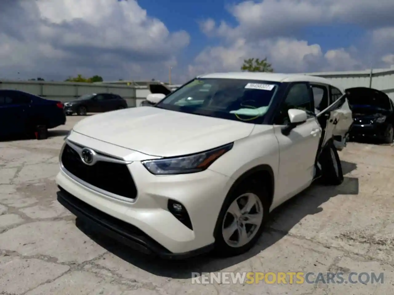 2 Photograph of a damaged car 5TDZZRAH0LS513787 TOYOTA HIGHLANDER 2020