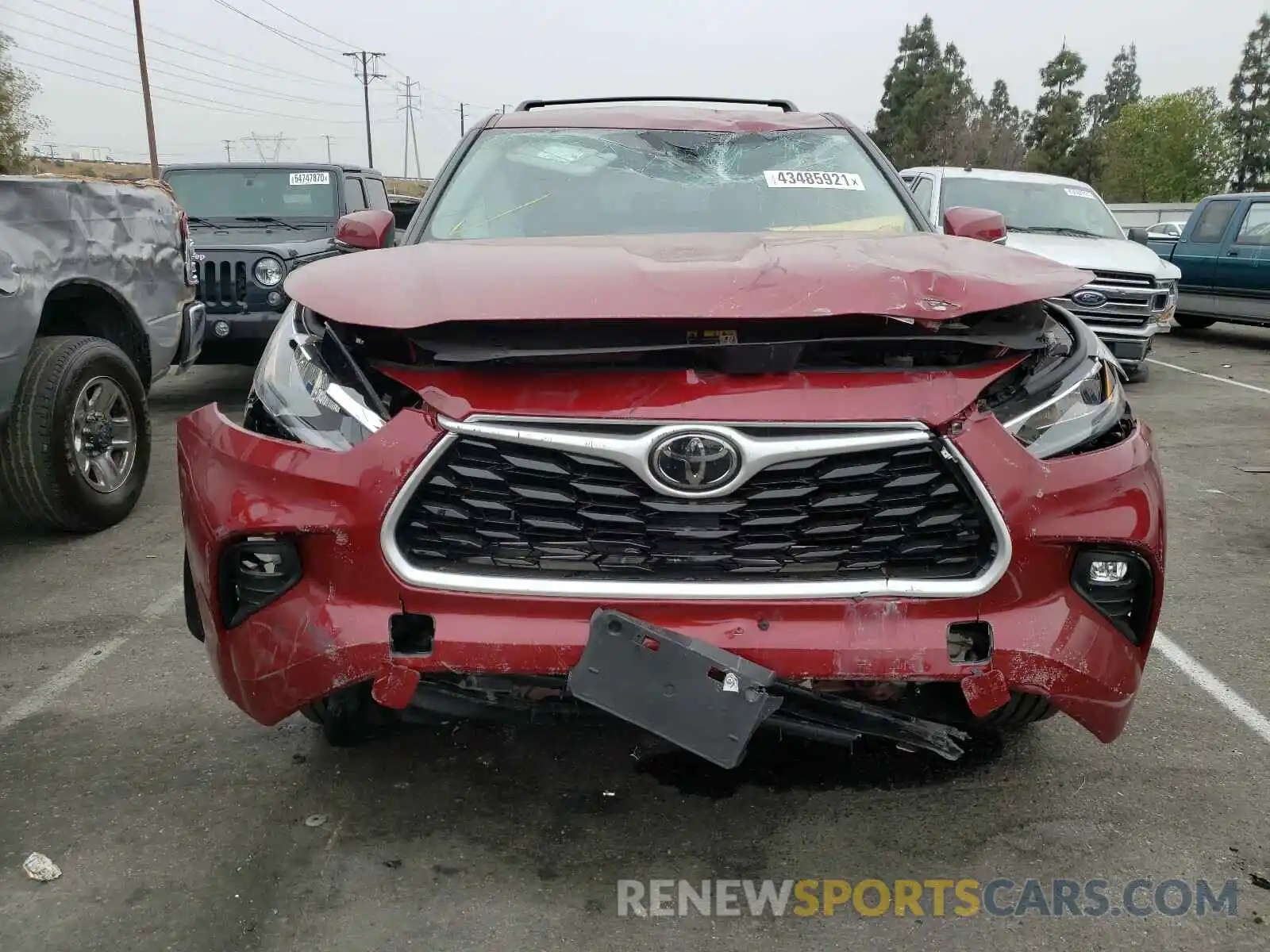 9 Photograph of a damaged car 5TDZZRAH1LS004064 TOYOTA HIGHLANDER 2020