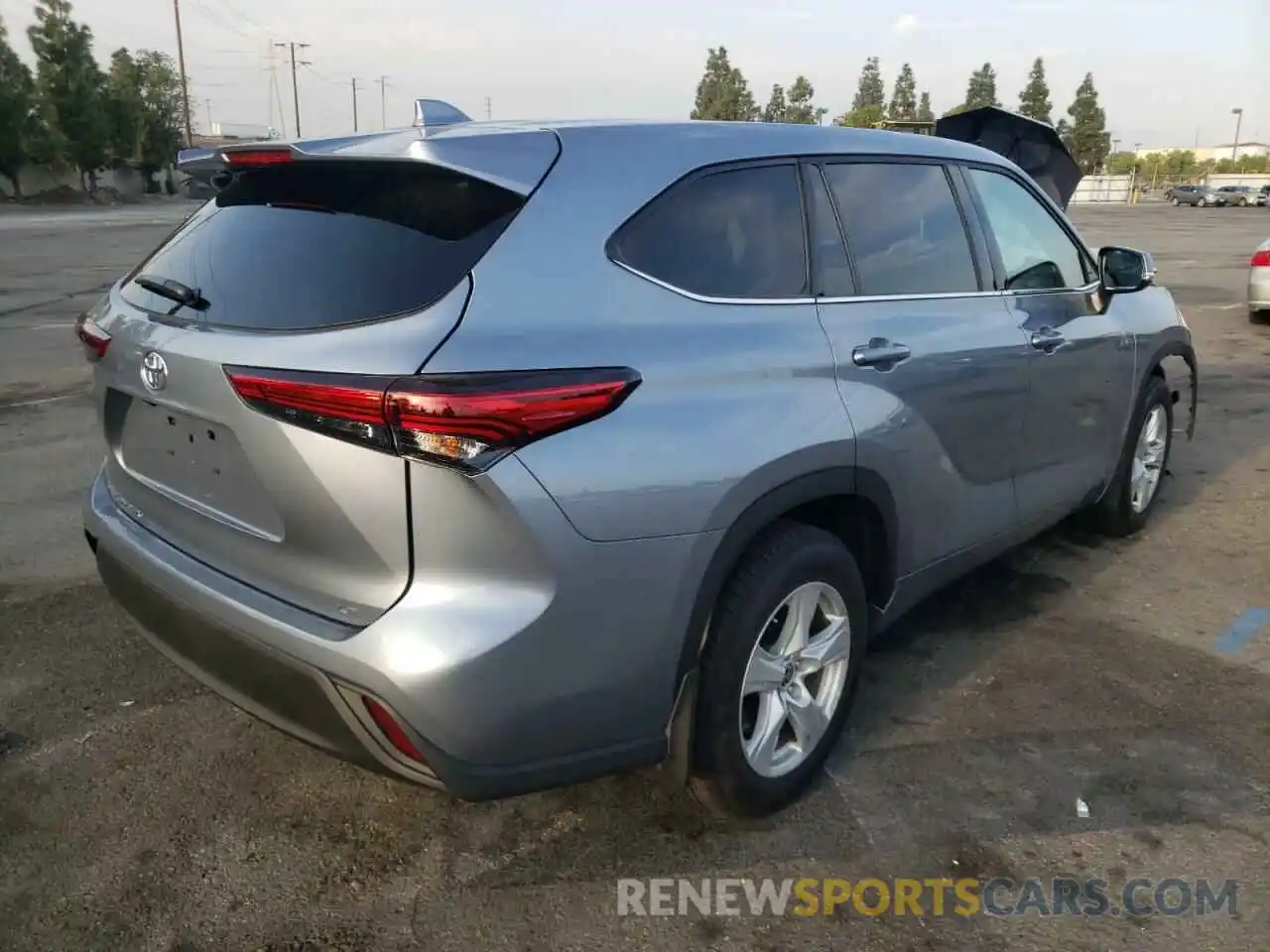 4 Фотография поврежденного автомобиля 5TDZZRAH1LS008289 TOYOTA HIGHLANDER 2020