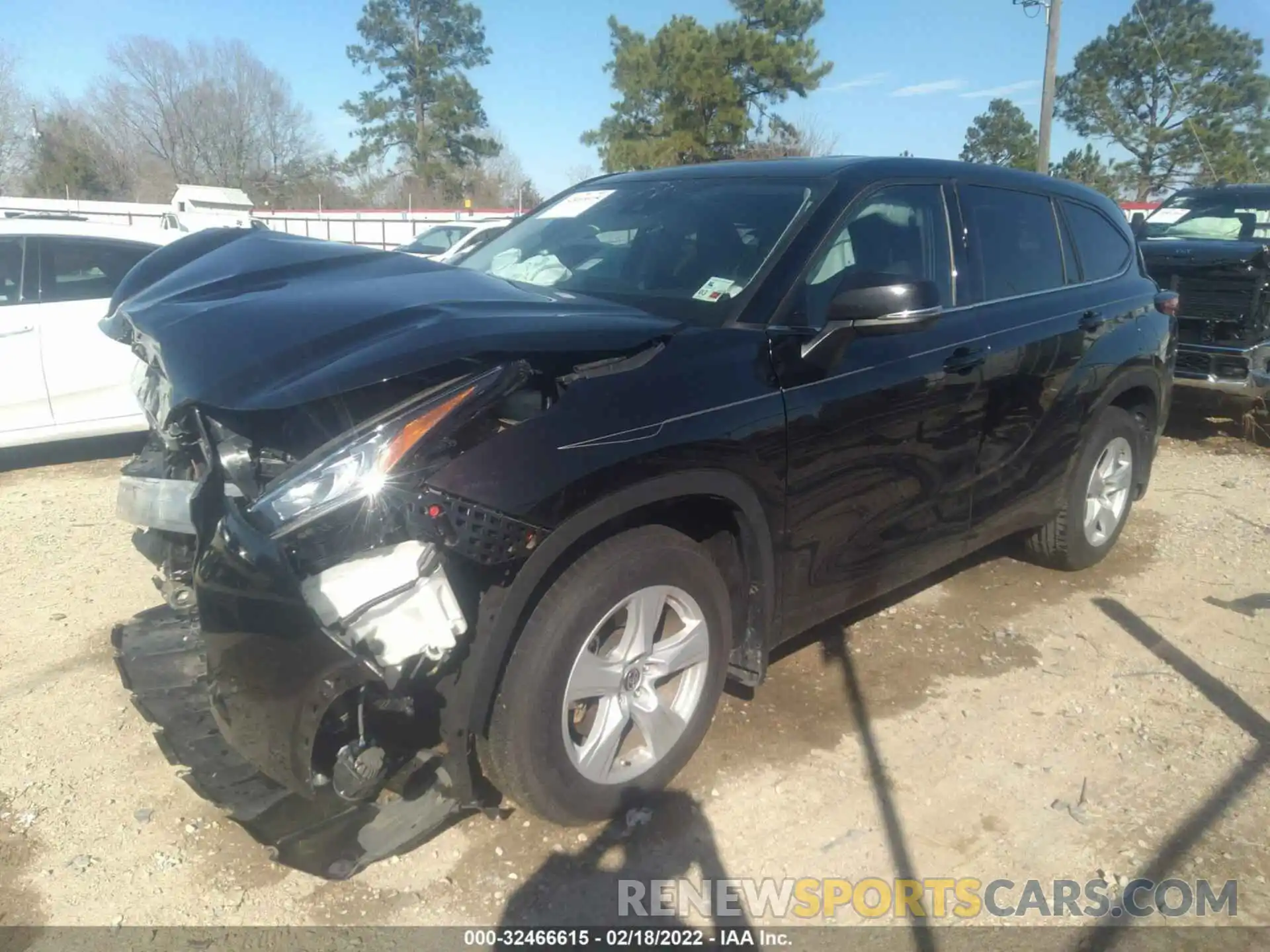 2 Photograph of a damaged car 5TDZZRAH1LS009832 TOYOTA HIGHLANDER 2020