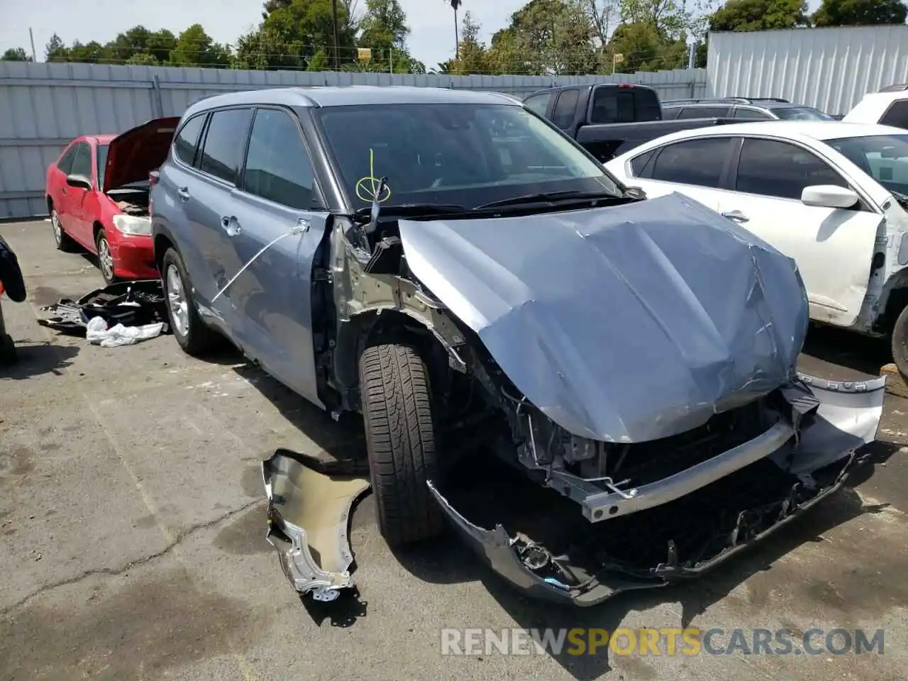 1 Photograph of a damaged car 5TDZZRAH1LS013086 TOYOTA HIGHLANDER 2020