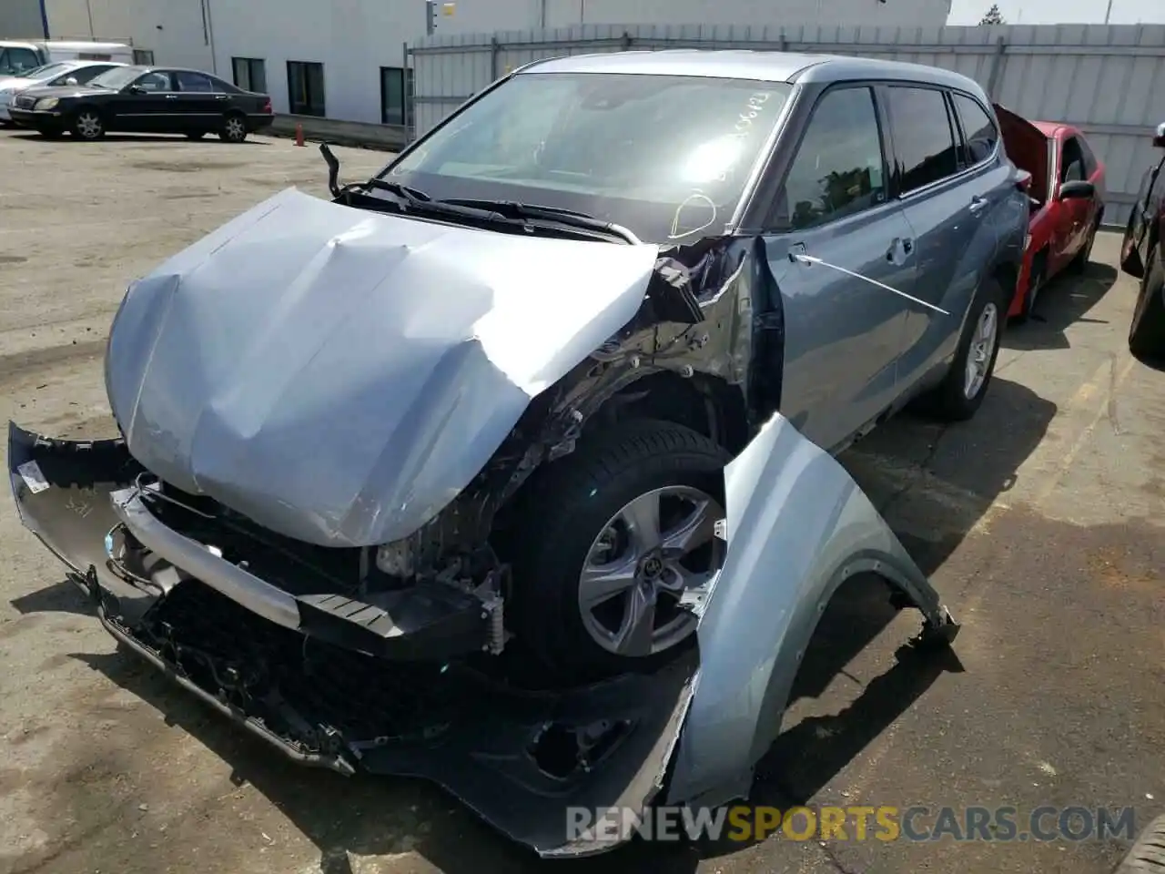 2 Photograph of a damaged car 5TDZZRAH1LS013086 TOYOTA HIGHLANDER 2020