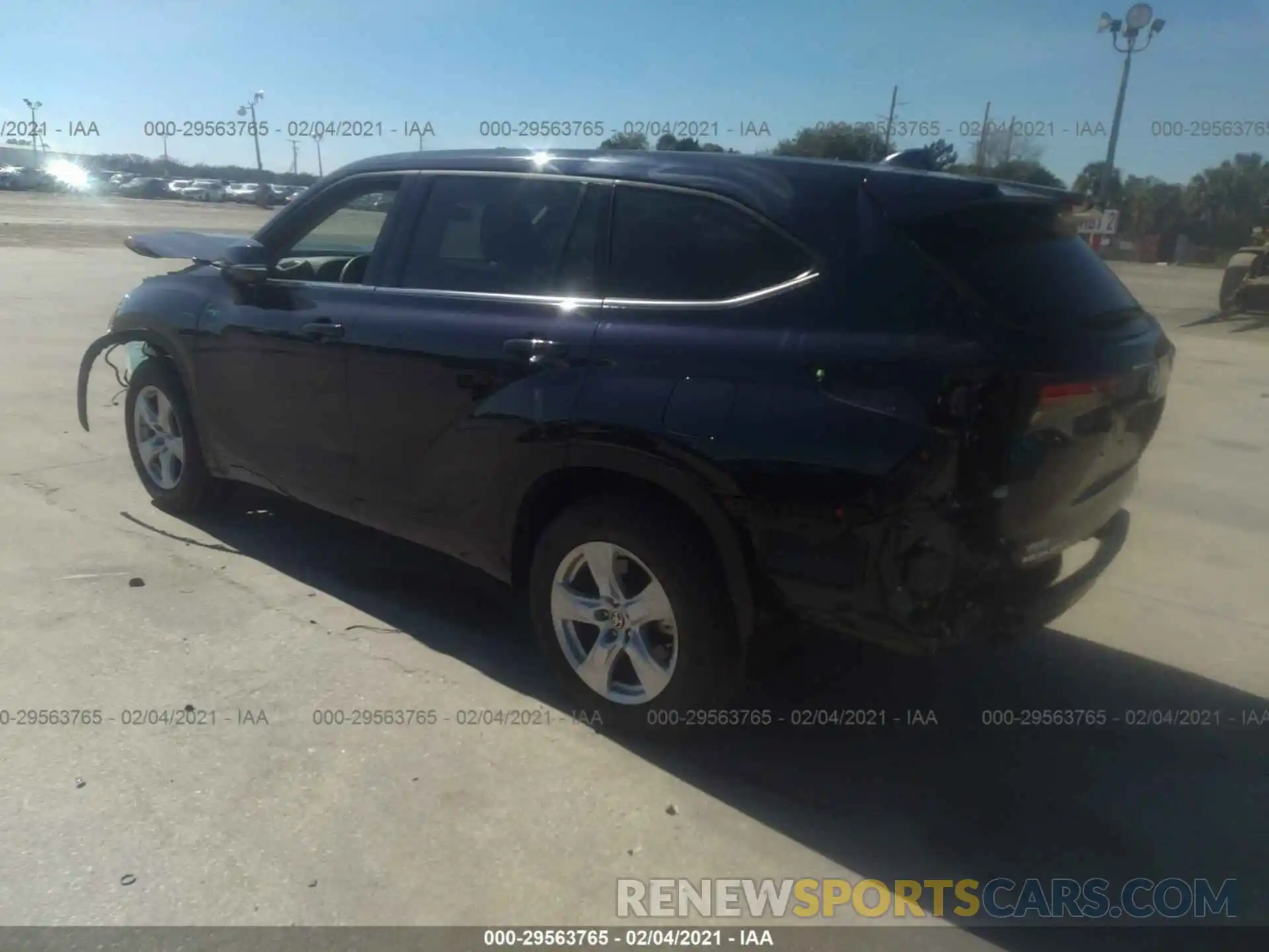 3 Photograph of a damaged car 5TDZZRAH1LS017459 TOYOTA HIGHLANDER 2020