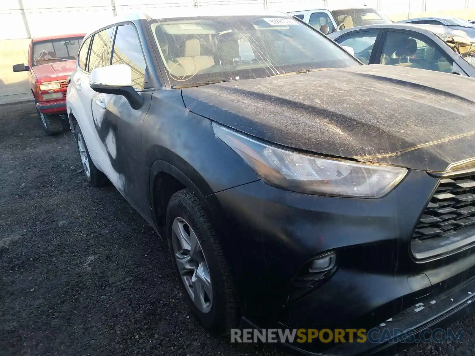 9 Photograph of a damaged car 5TDZZRAH1LS505147 TOYOTA HIGHLANDER 2020