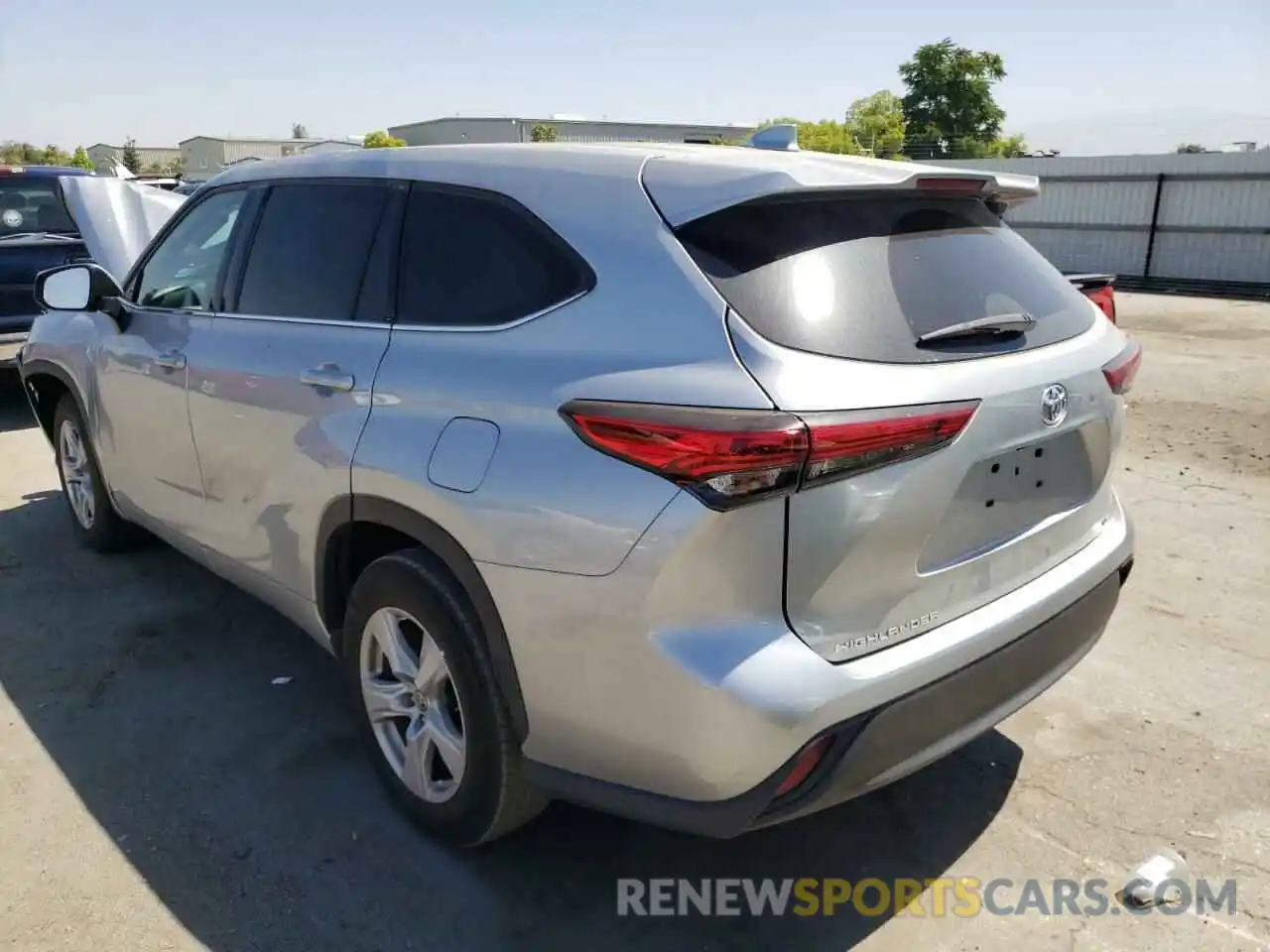 3 Photograph of a damaged car 5TDZZRAH3LS009377 TOYOTA HIGHLANDER 2020