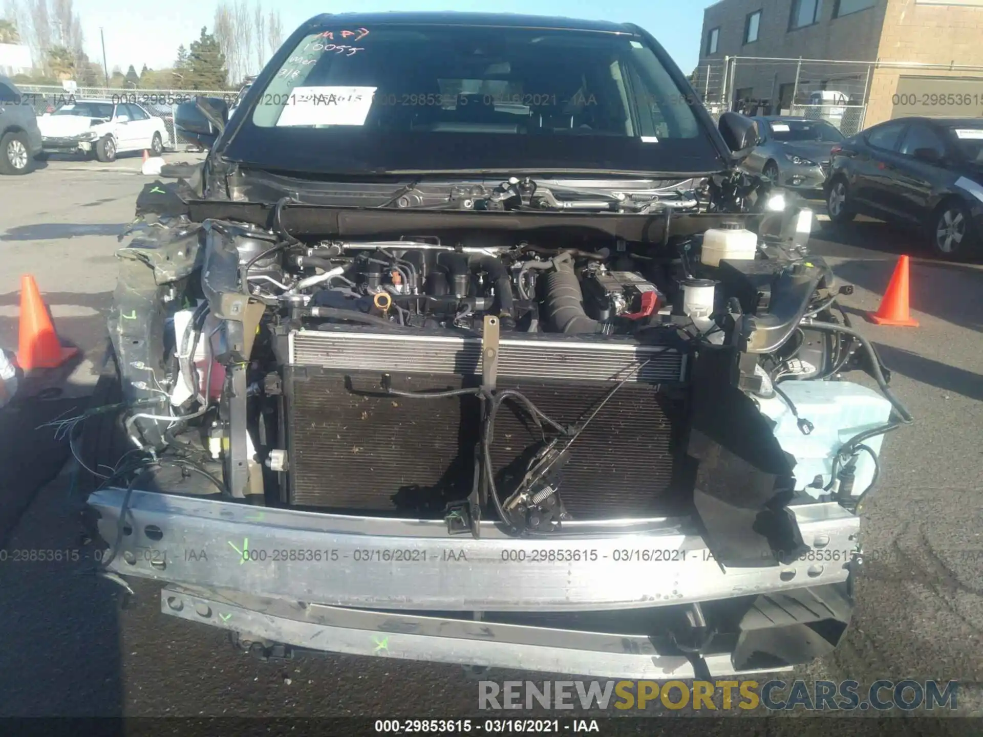 6 Photograph of a damaged car 5TDZZRAH3LS011016 TOYOTA HIGHLANDER 2020