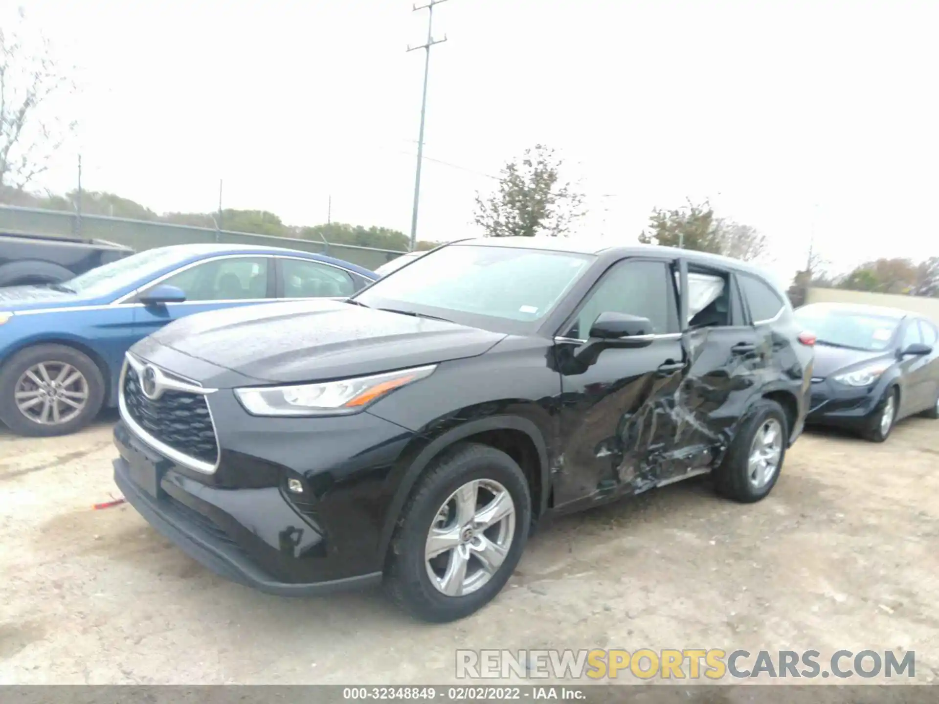 2 Photograph of a damaged car 5TDZZRAH3LS018838 TOYOTA HIGHLANDER 2020