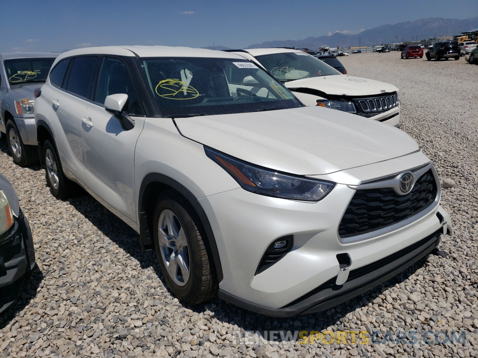 1 Photograph of a damaged car 5TDZZRAH4LS024504 TOYOTA HIGHLANDER 2020