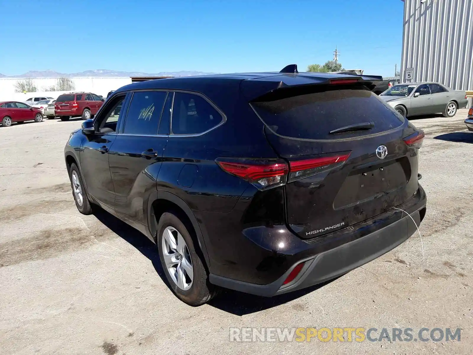 3 Photograph of a damaged car 5TDZZRAH4LS030772 TOYOTA HIGHLANDER 2020