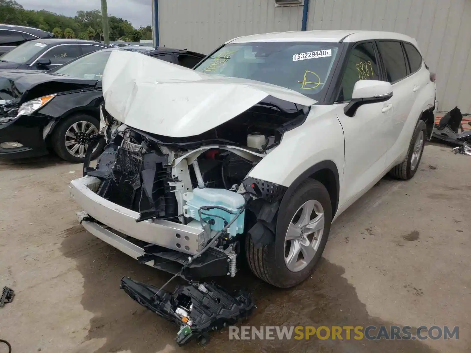 2 Photograph of a damaged car 5TDZZRAH4LS502095 TOYOTA HIGHLANDER 2020