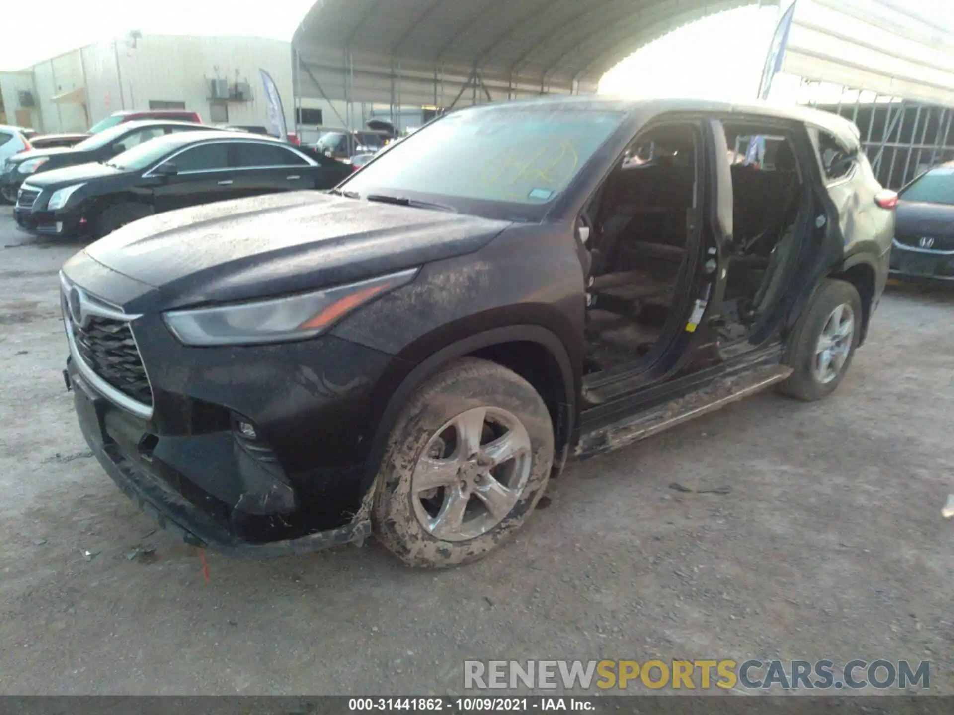 2 Photograph of a damaged car 5TDZZRAH5LS009980 TOYOTA HIGHLANDER 2020