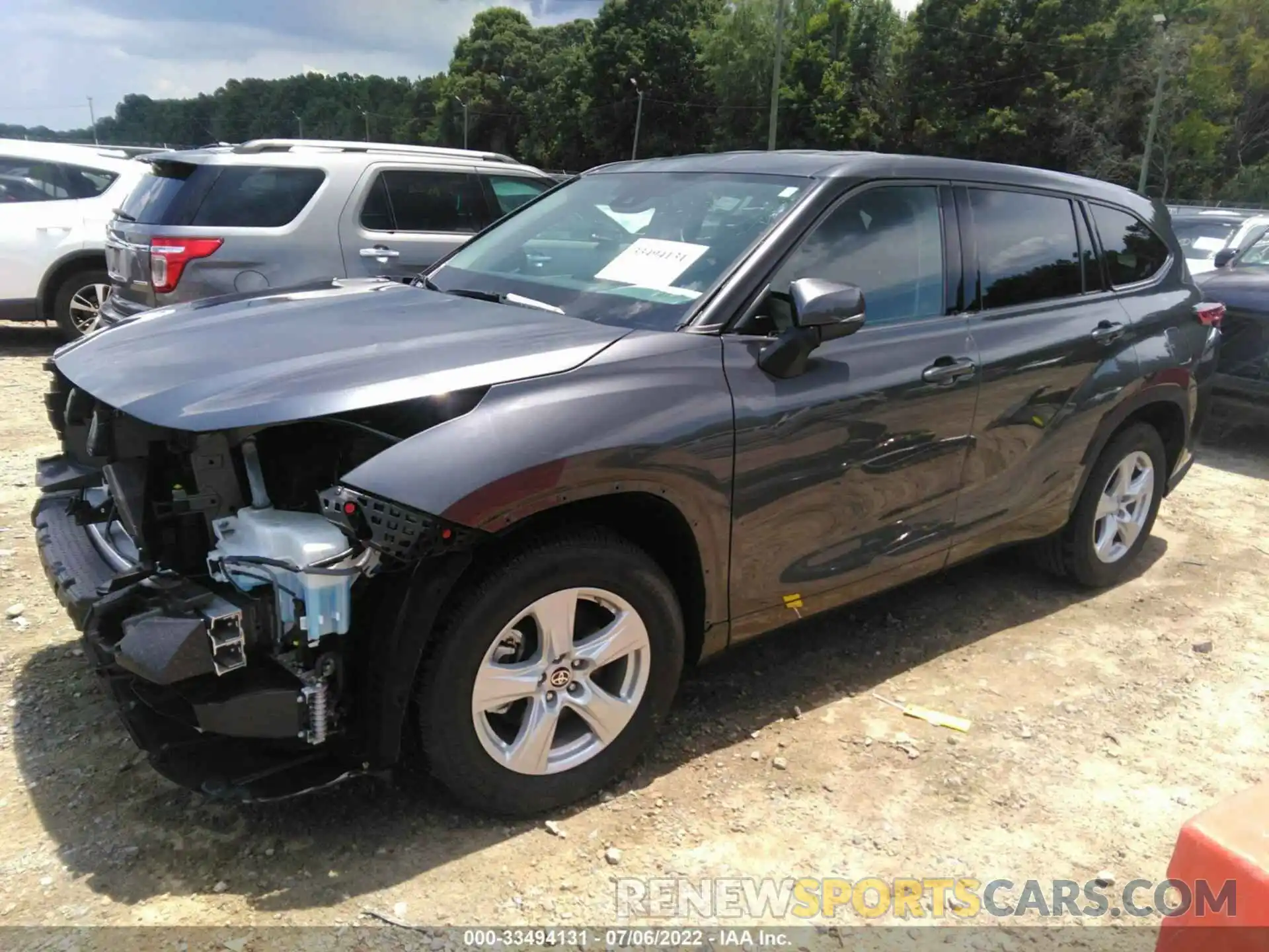 2 Photograph of a damaged car 5TDZZRAH6LS025525 TOYOTA HIGHLANDER 2020