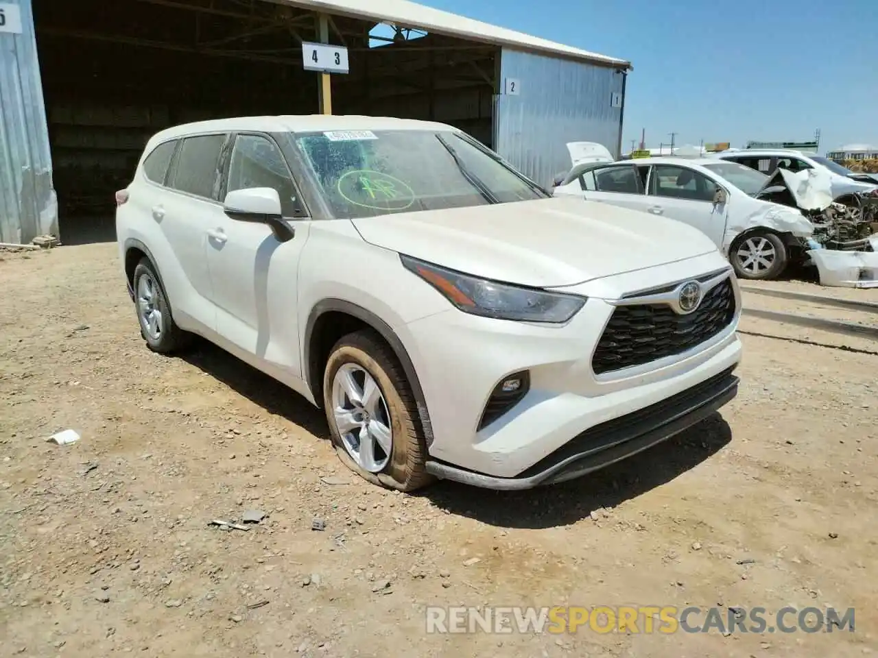 1 Photograph of a damaged car 5TDZZRAH6LS503541 TOYOTA HIGHLANDER 2020