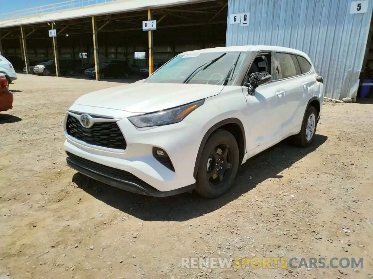 2 Photograph of a damaged car 5TDZZRAH6LS503541 TOYOTA HIGHLANDER 2020