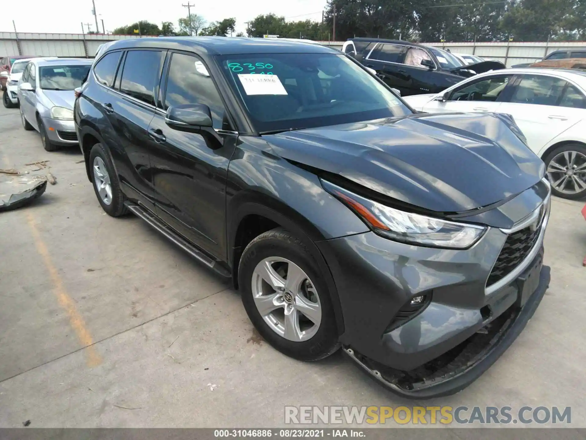 1 Photograph of a damaged car 5TDZZRAH7LS013156 TOYOTA HIGHLANDER 2020