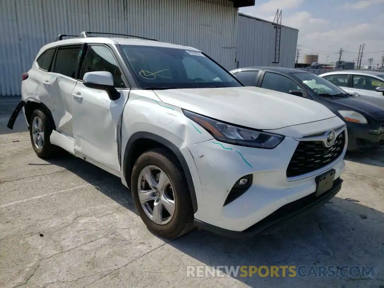 1 Photograph of a damaged car 5TDZZRAH7LS016820 TOYOTA HIGHLANDER 2020