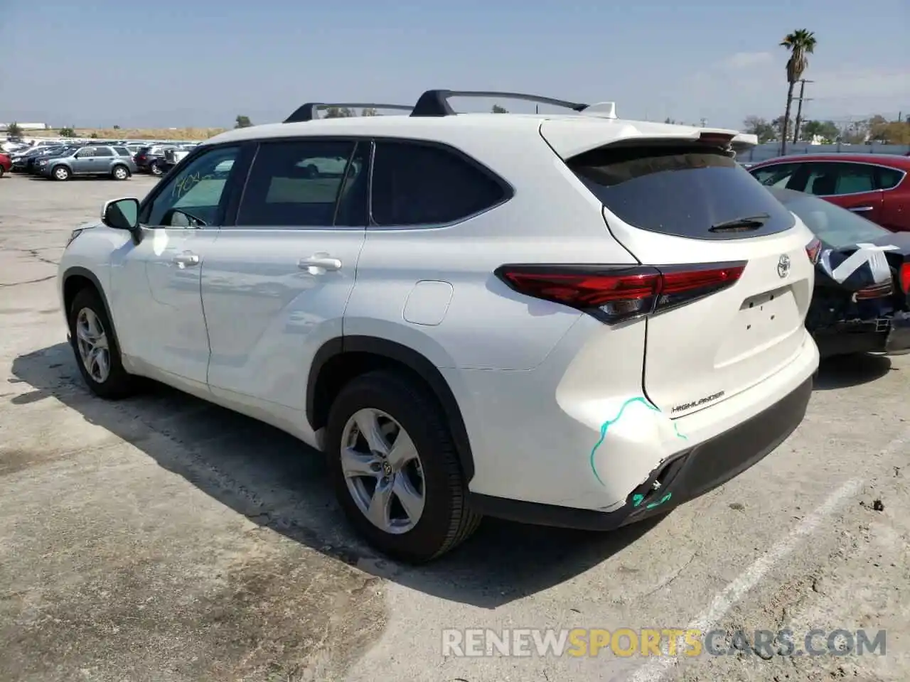 3 Photograph of a damaged car 5TDZZRAH7LS016820 TOYOTA HIGHLANDER 2020