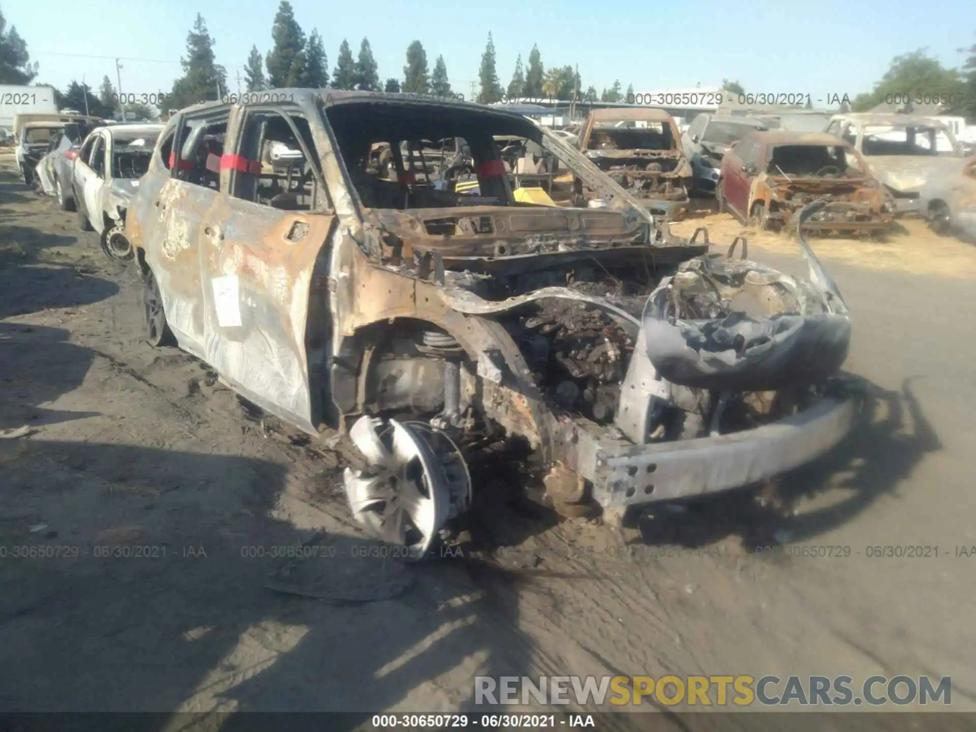 1 Photograph of a damaged car 5TDZZRAH7LS503287 TOYOTA HIGHLANDER 2020